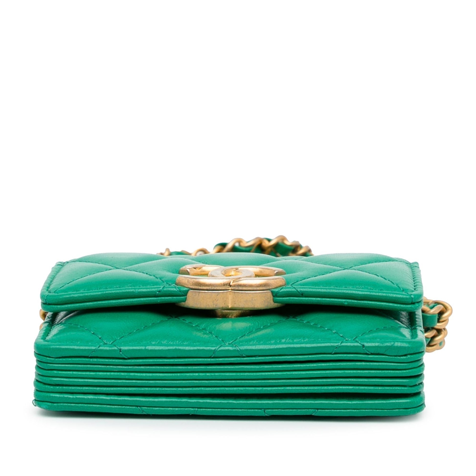 Chanel CC Quilted Lambskin SHG-9Em7pa Clutch Bag