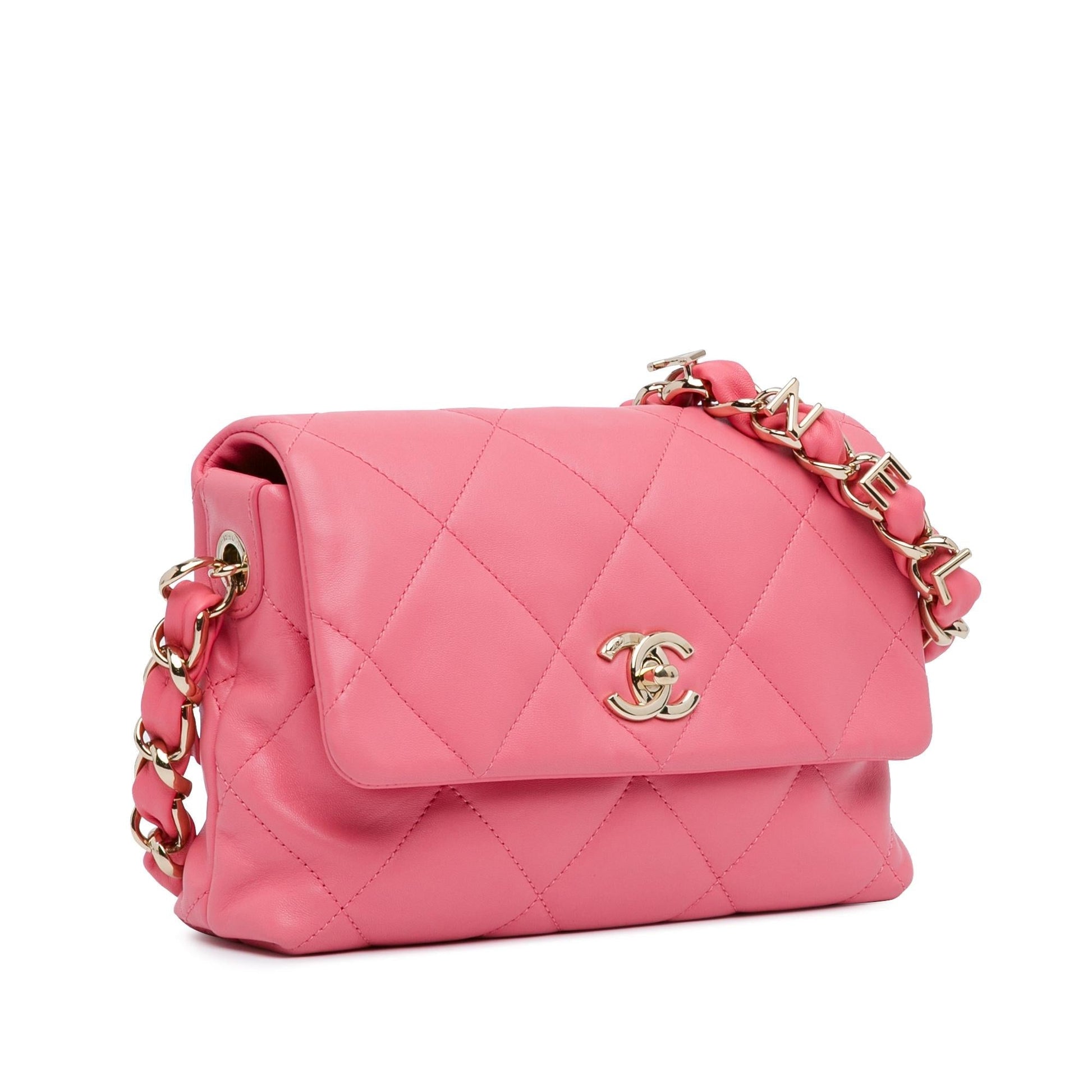 Chanel CC Quilted Lambskin Logo Flap SHG-Q5syAA Handbag