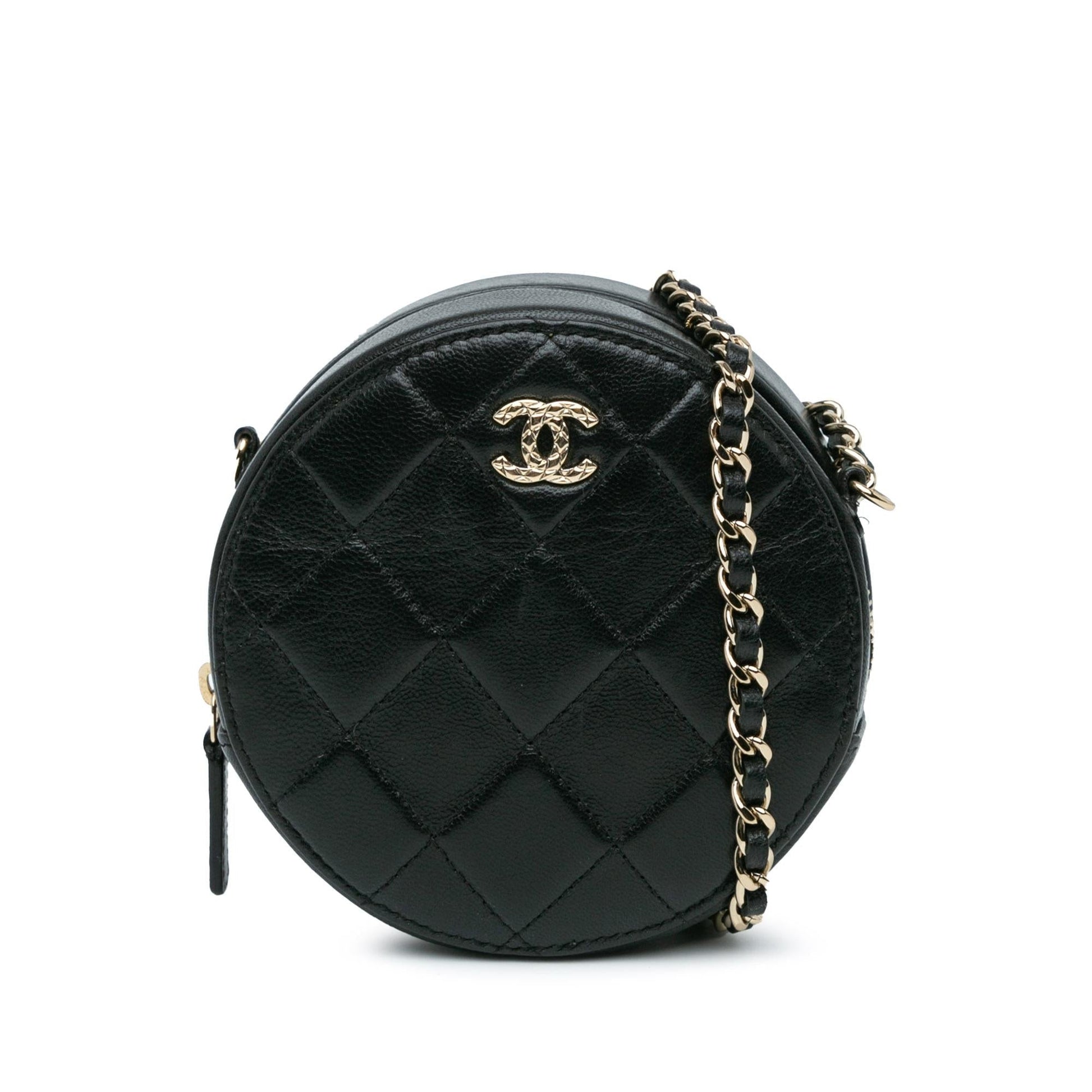 Chanel CC Quilted Lambskin Round Clutch Bag Chain 1