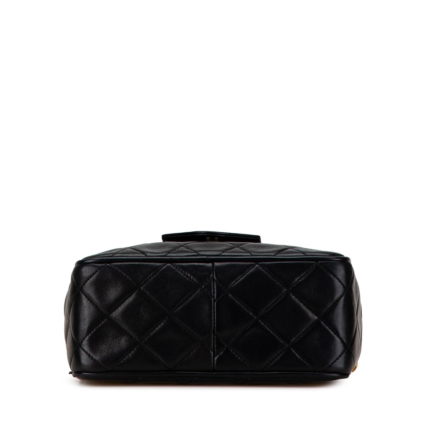 Chanel CC Quilted Lambskin Tassel Camera SHG-d6zIzs Crossbody Bag