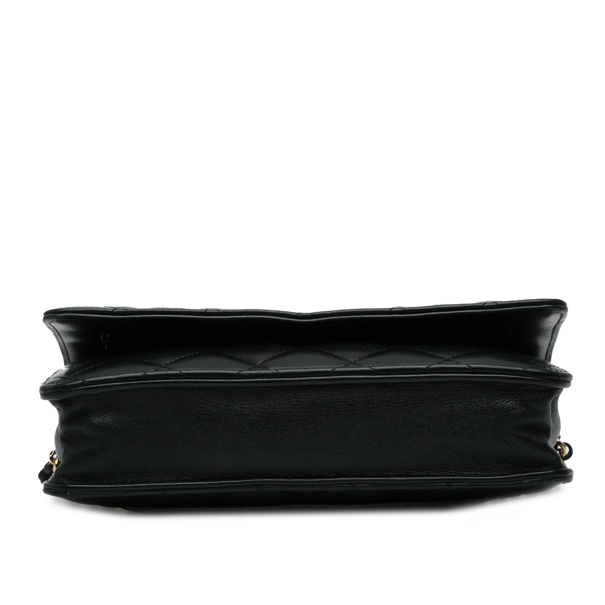 Chanel CC Quilted Lambskin Wallet On Chain (SHG-xqMmVF)