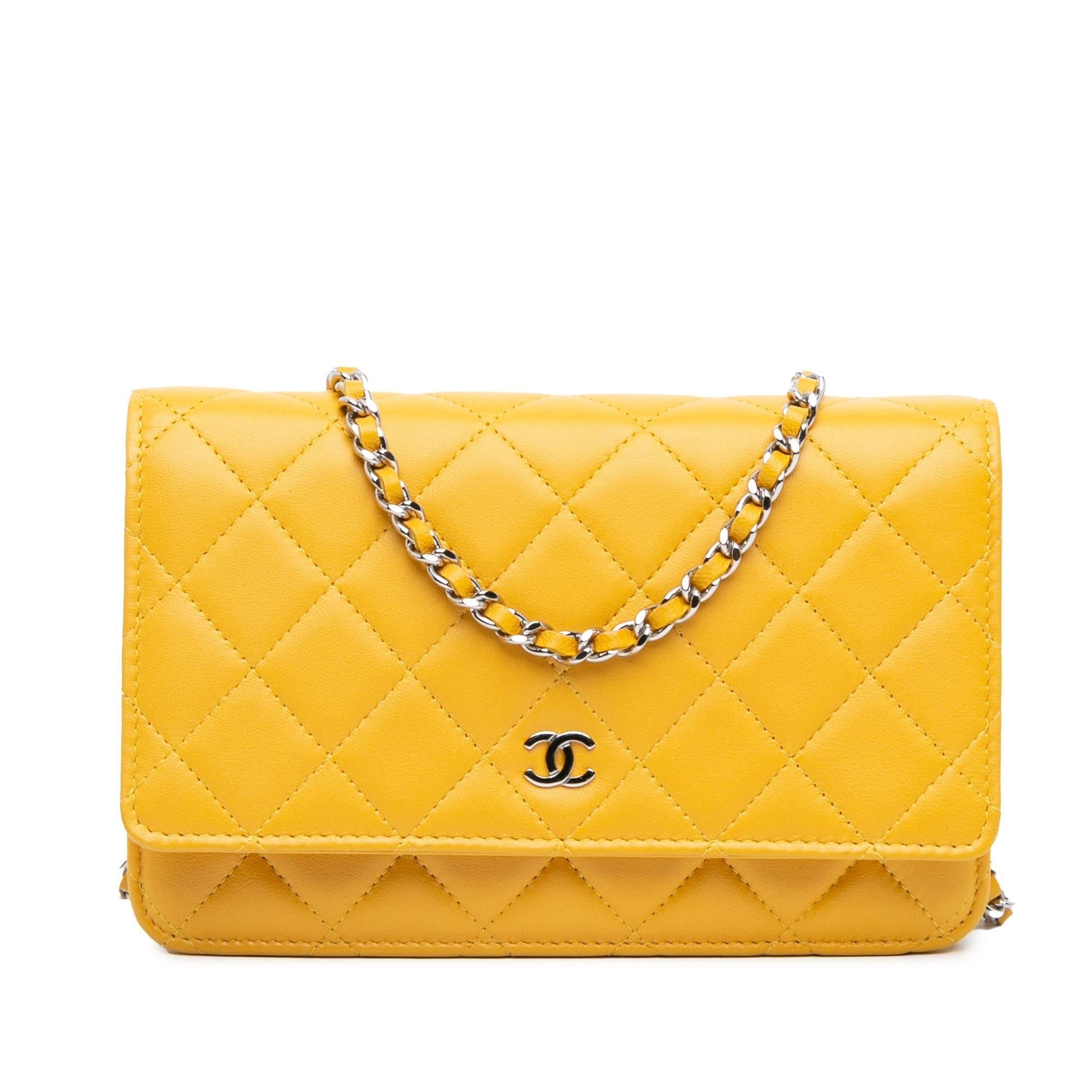 Chanel CC Quilted Lambskin On Wallet Case Shg Gqo4Pk