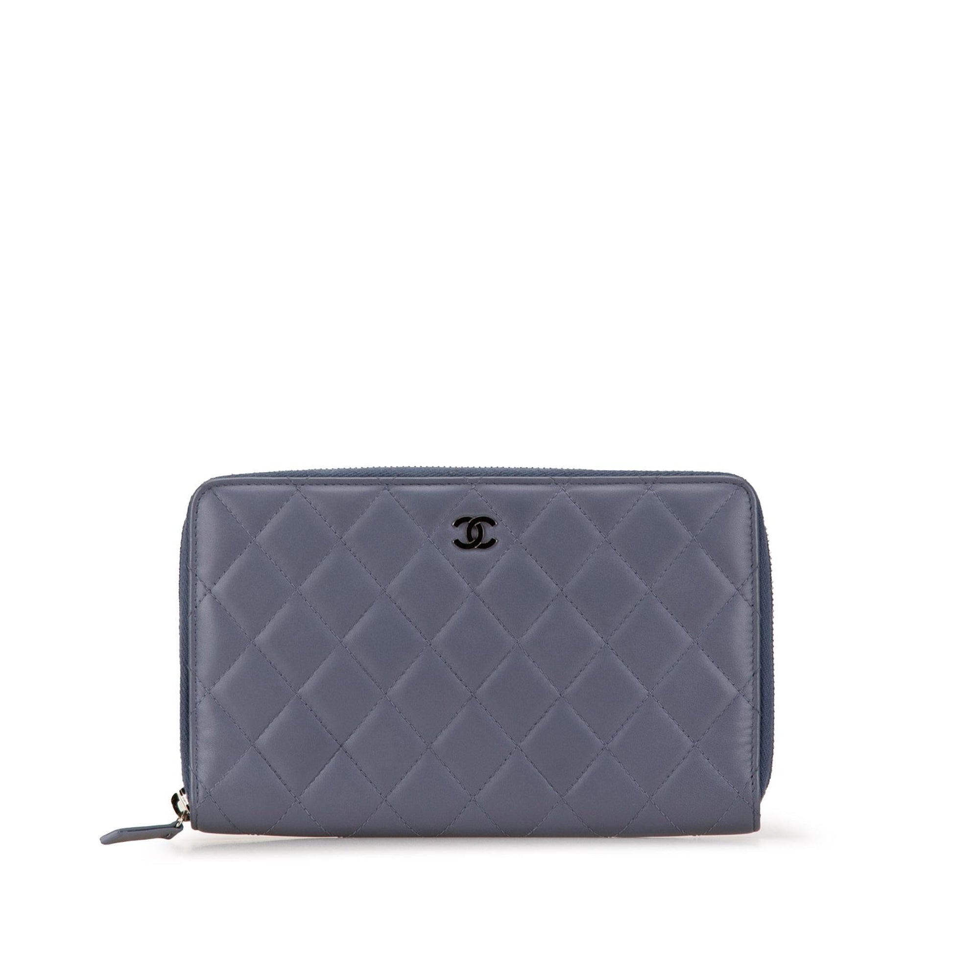Chanel CC Quilted Lambskin Zip Around Wallet (SHG-PSJD18)