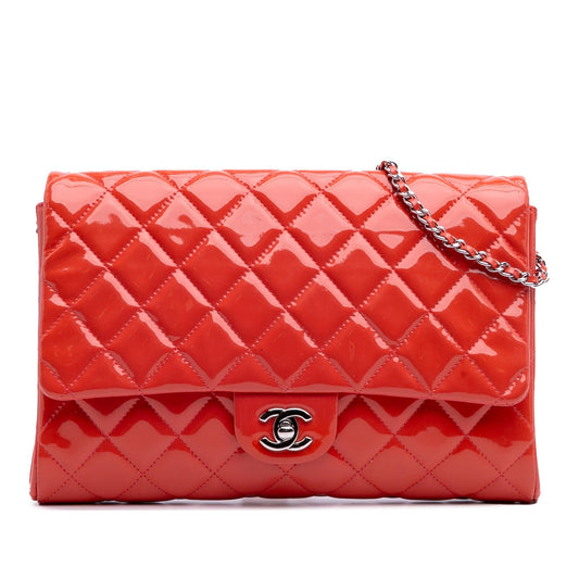 Chanel CC Quilted Patent Clutch Bag Chain 1