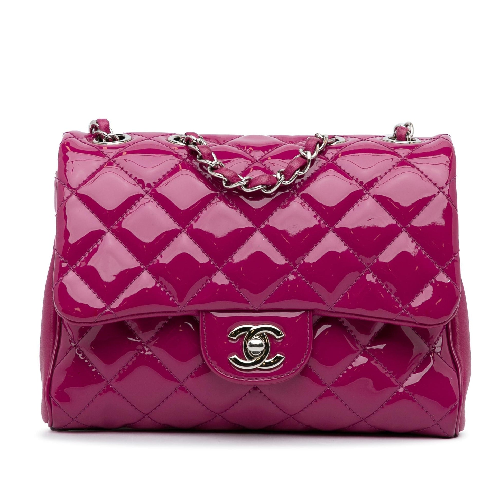 Chanel CC Quilted Patent SHG-g7XOp3 Leather Crossbody Bag