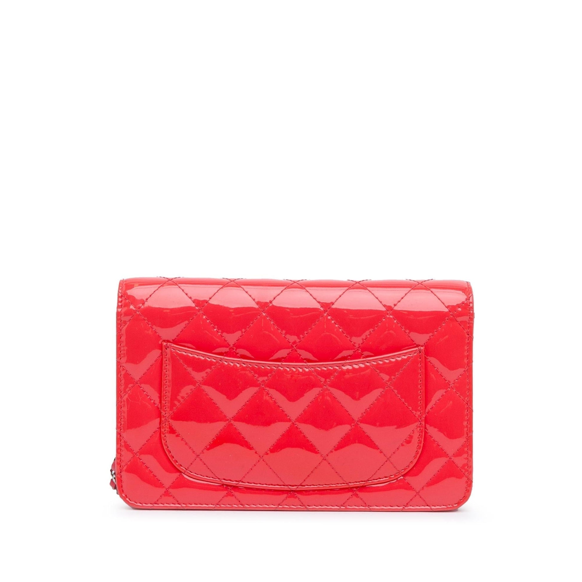 Chanel CC Quilted Patent Wallet on Chain (SHG-JFP2pp)
