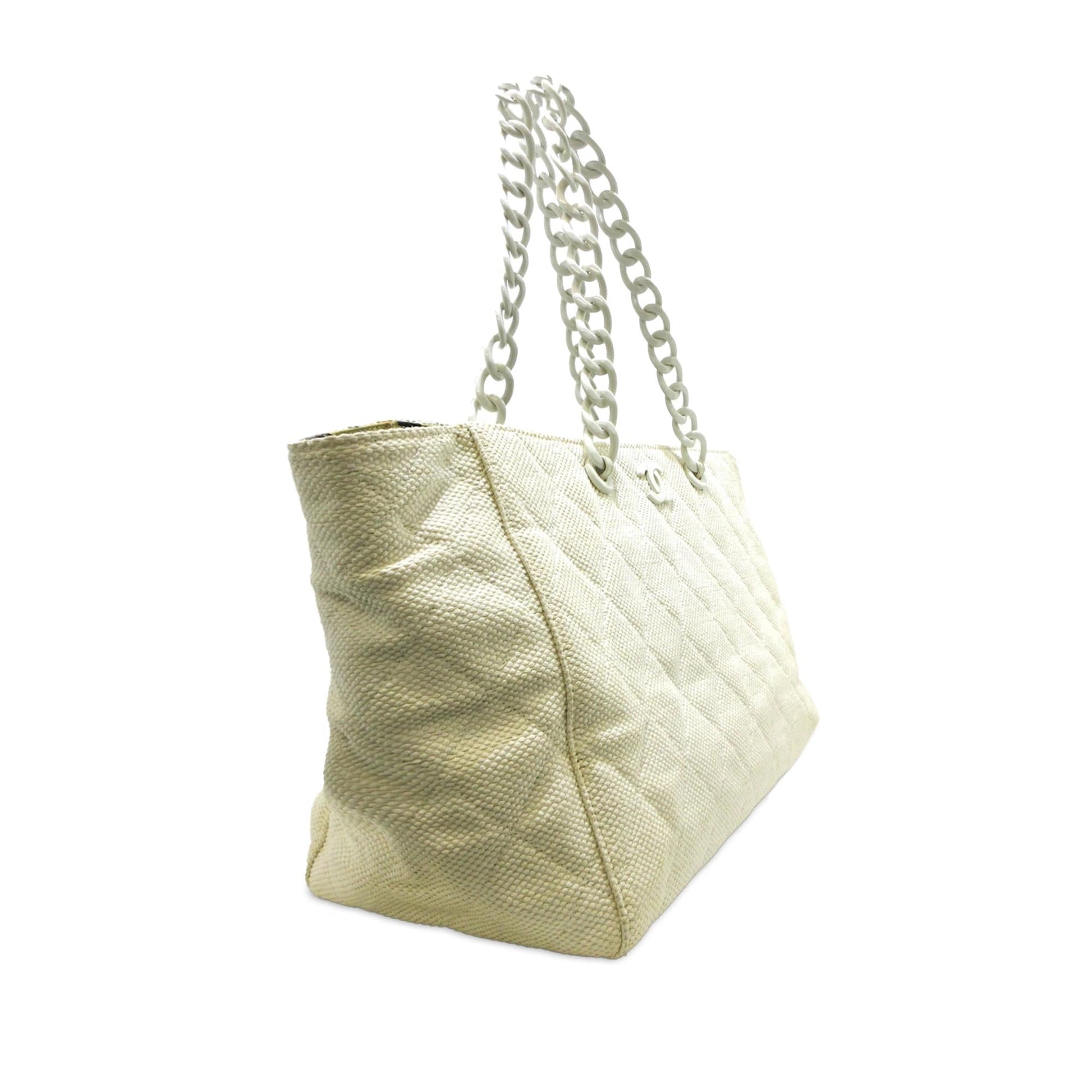 Chanel CC Quilted Straw SHG-mpcTma Tote Bag