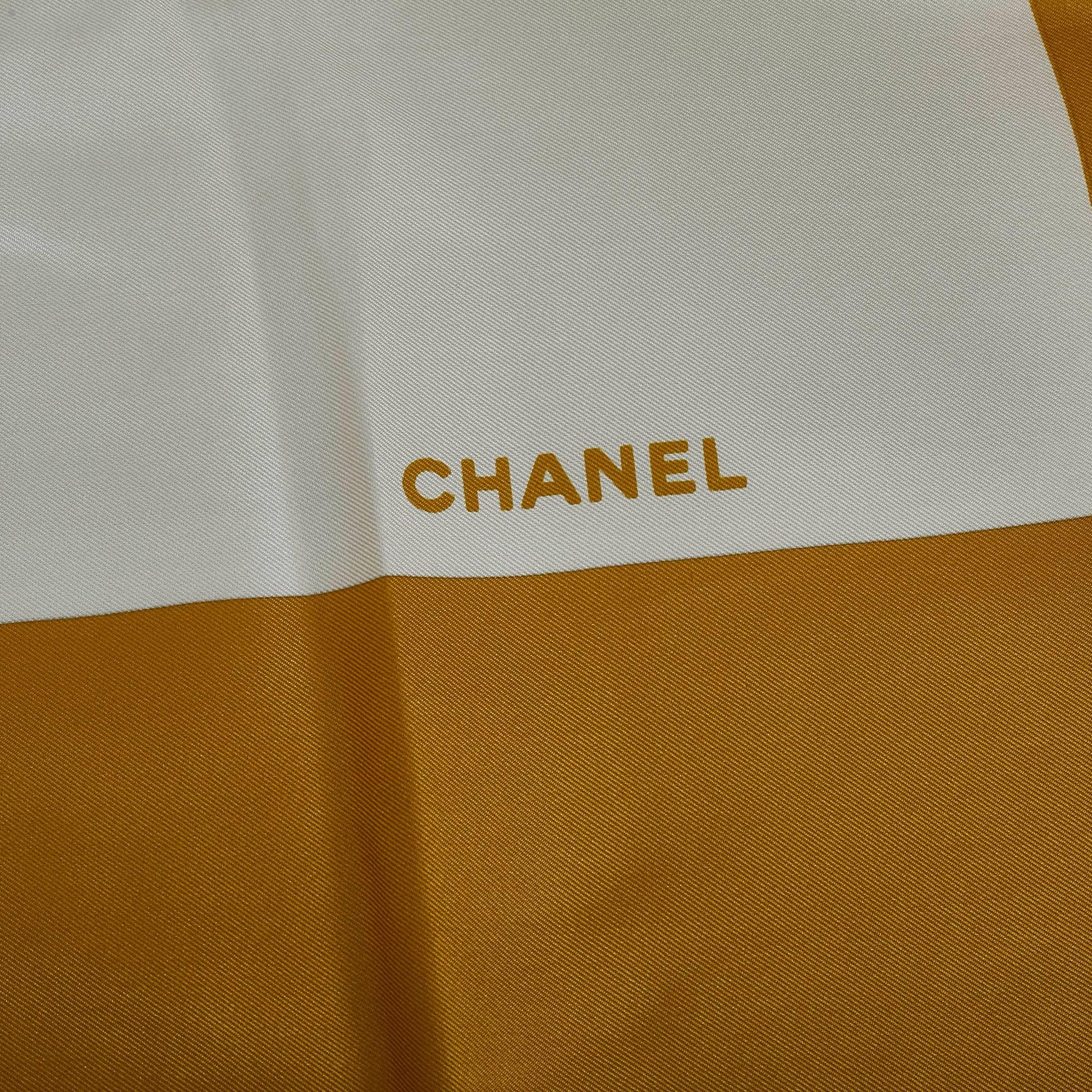 Chanel CC Silk Scarf SHG-q6Owyy