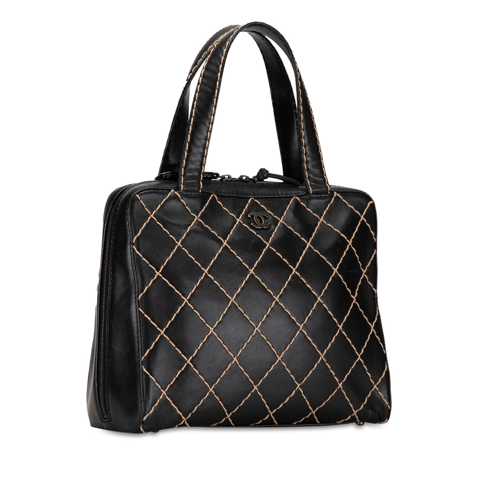 Chanel CC Wild Stitch Lambskin SHG-19CouV Handbag