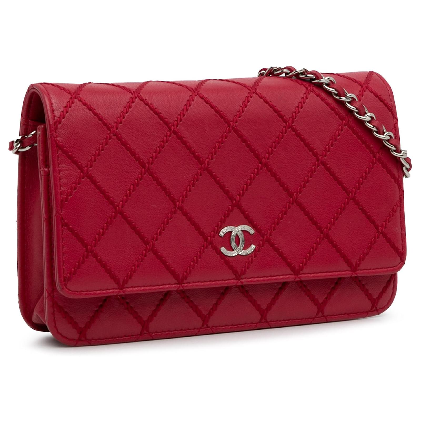 CHANEL CALFSKIN DIAMOND STITCH WALLET ON A CHAIN