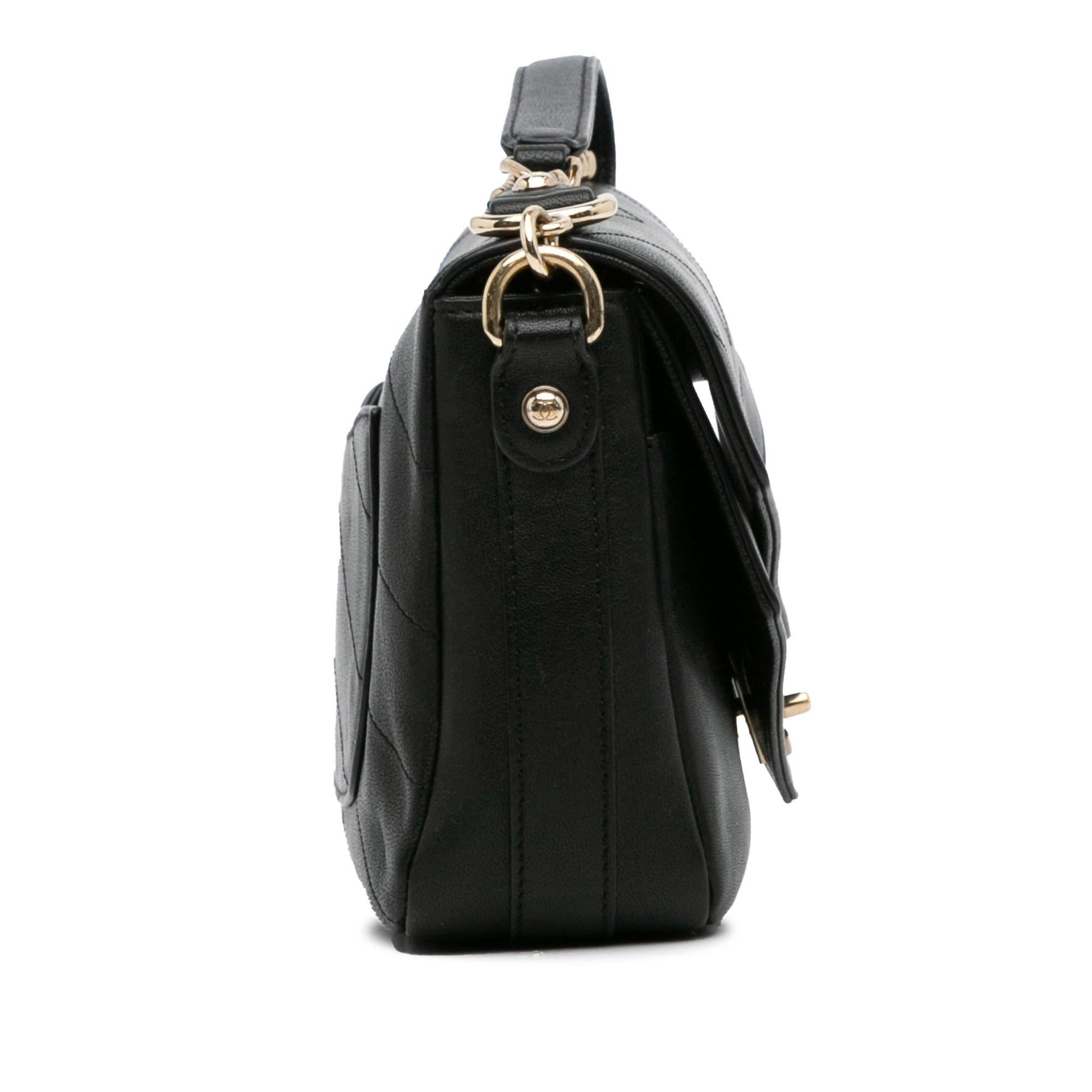 Chanel Calfskin Elaphe Double Chevron Flap SHG-L3u8Dw Handbag