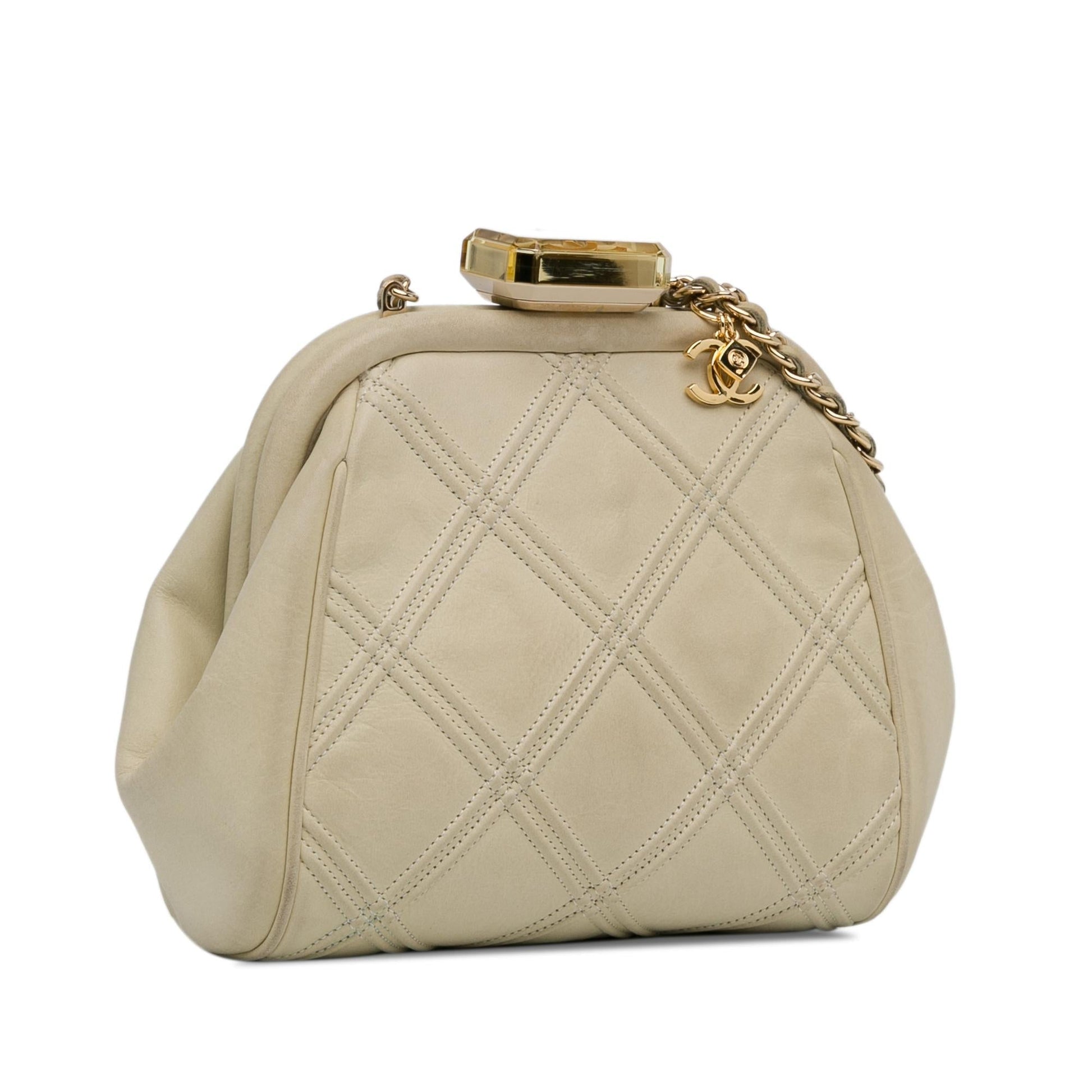 Chanel Calfskin Kiss Frame SHG-z1lges Lock Handbag