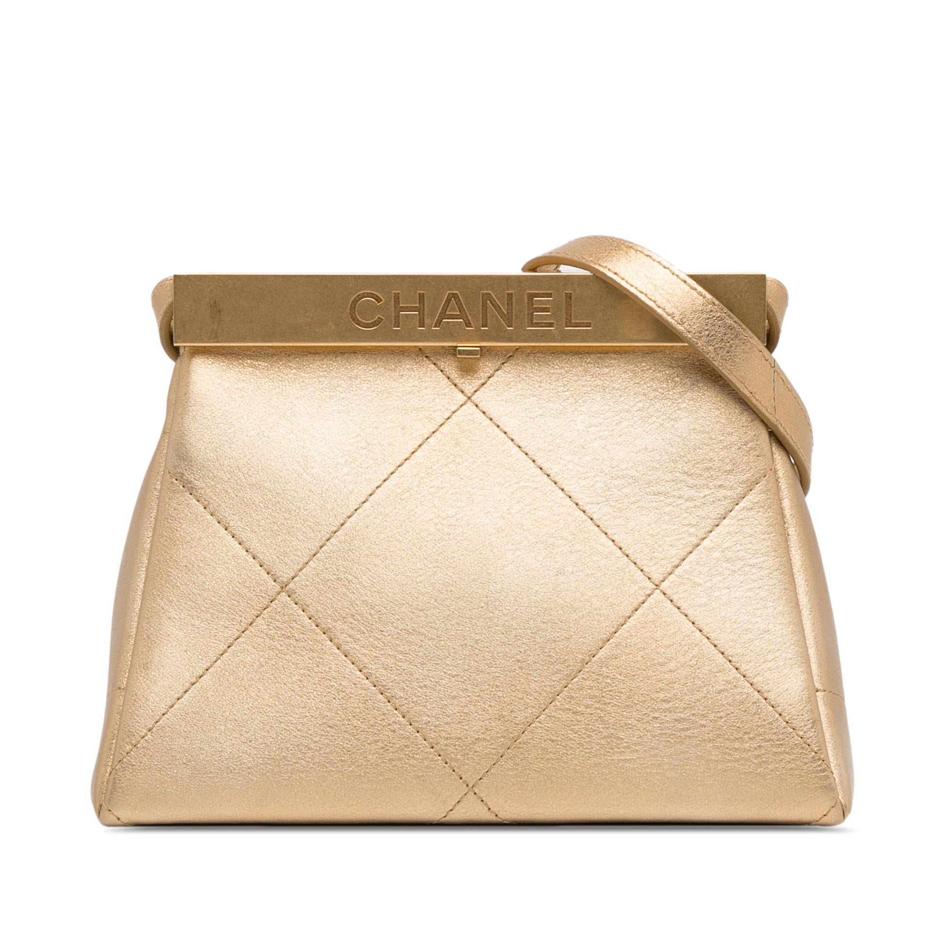 Chanel Calfskin Kiss Frame SHG-h2SEo7 Lock Handbag