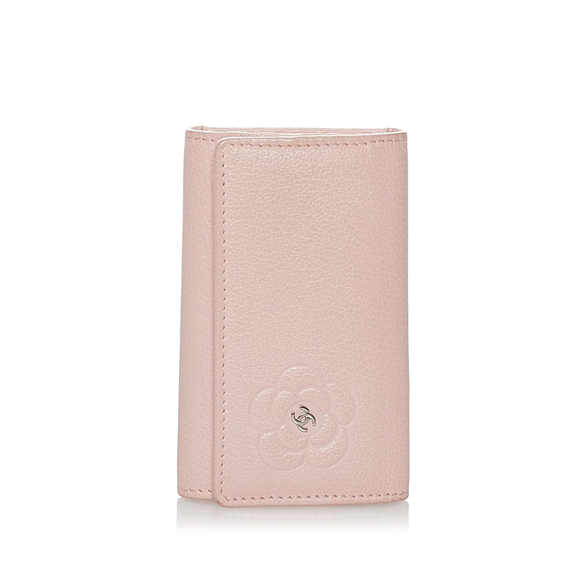 Chanel Camellia Leather Key Holder (SHG-27997)