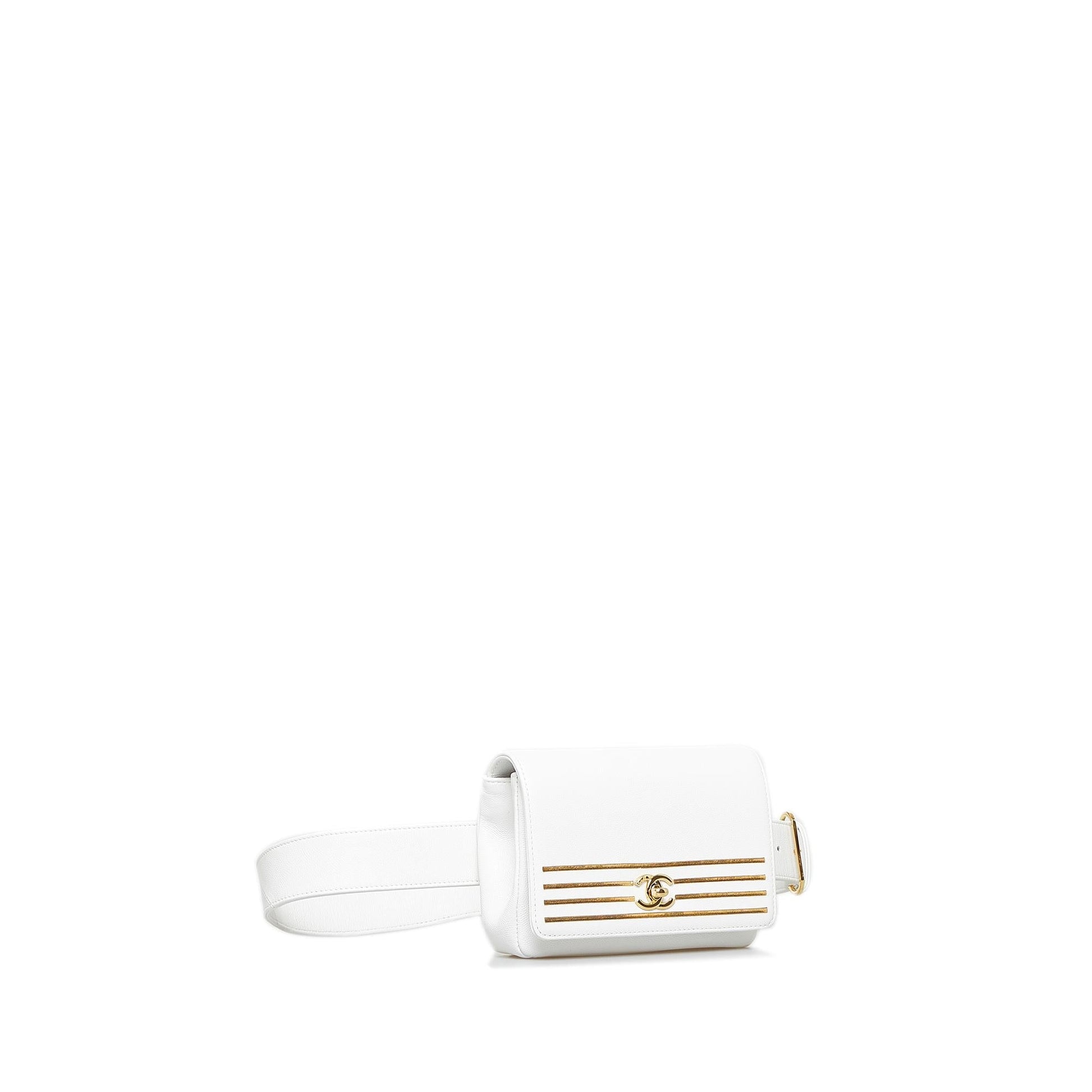 Chanel Captain Belt SHG-0GZDuj Gold Hat