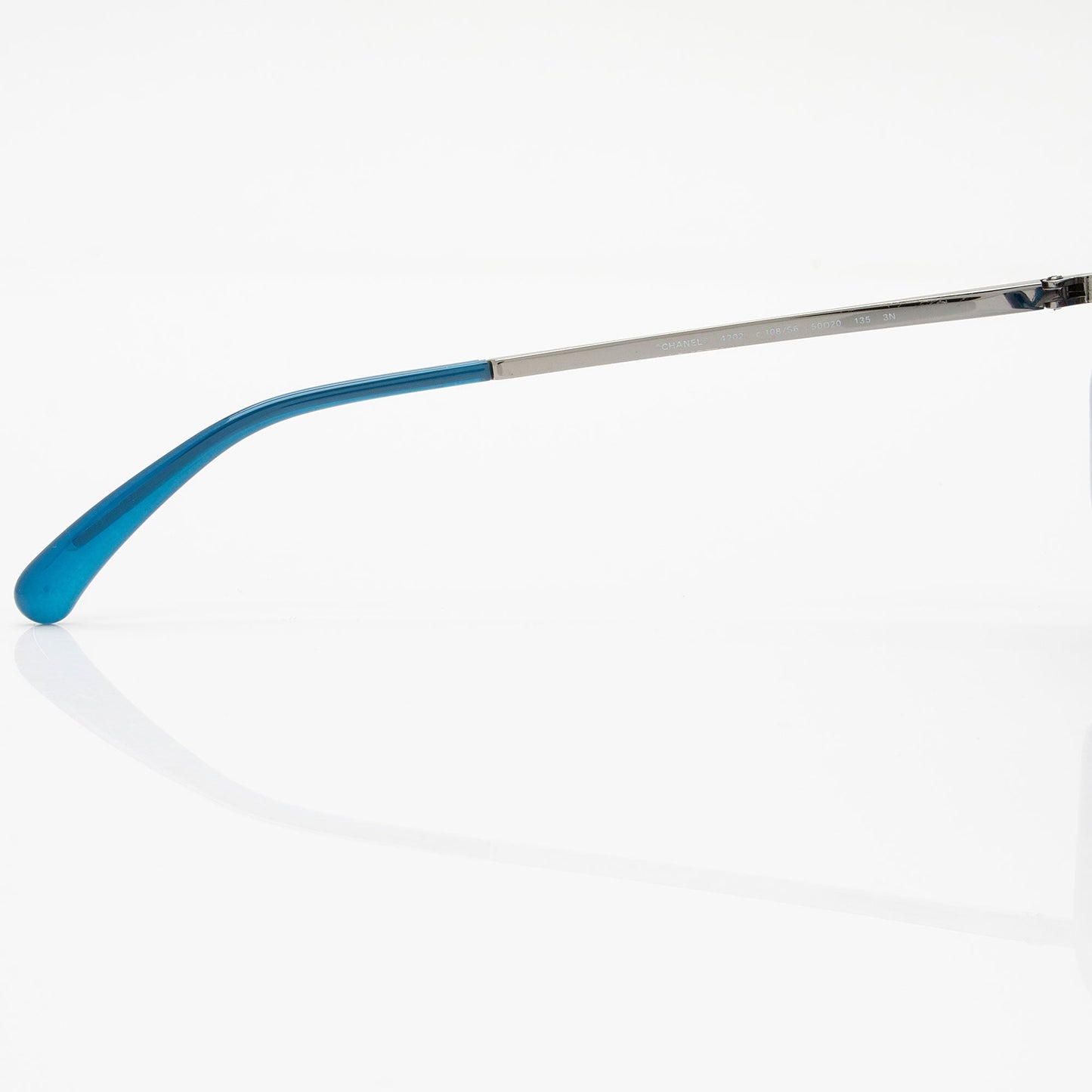 Chanel Cateye Sunglasses (SHF-rxoS1r)
