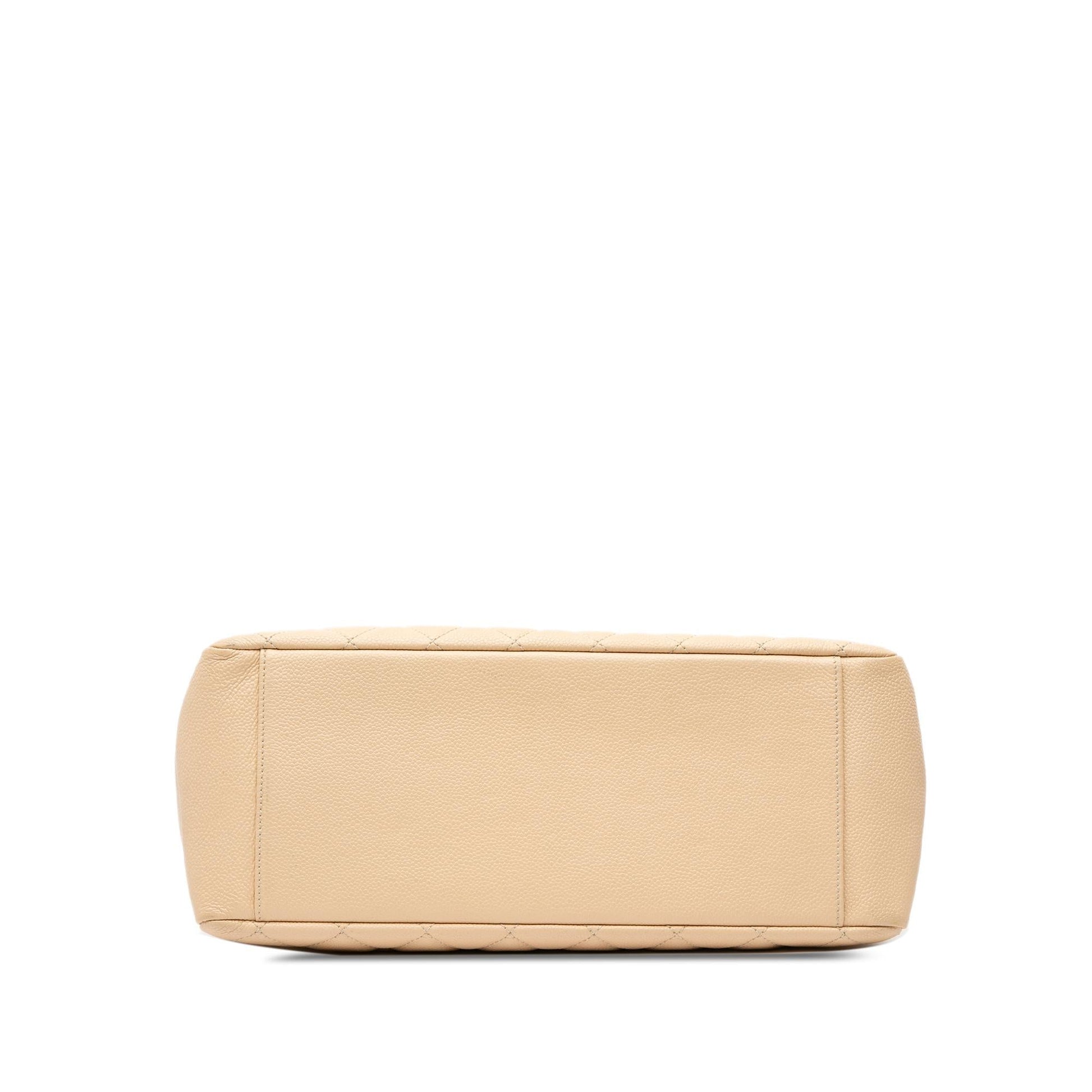 Chanel Caviar Grand Shopping SHG-SVwueC Tote Bag