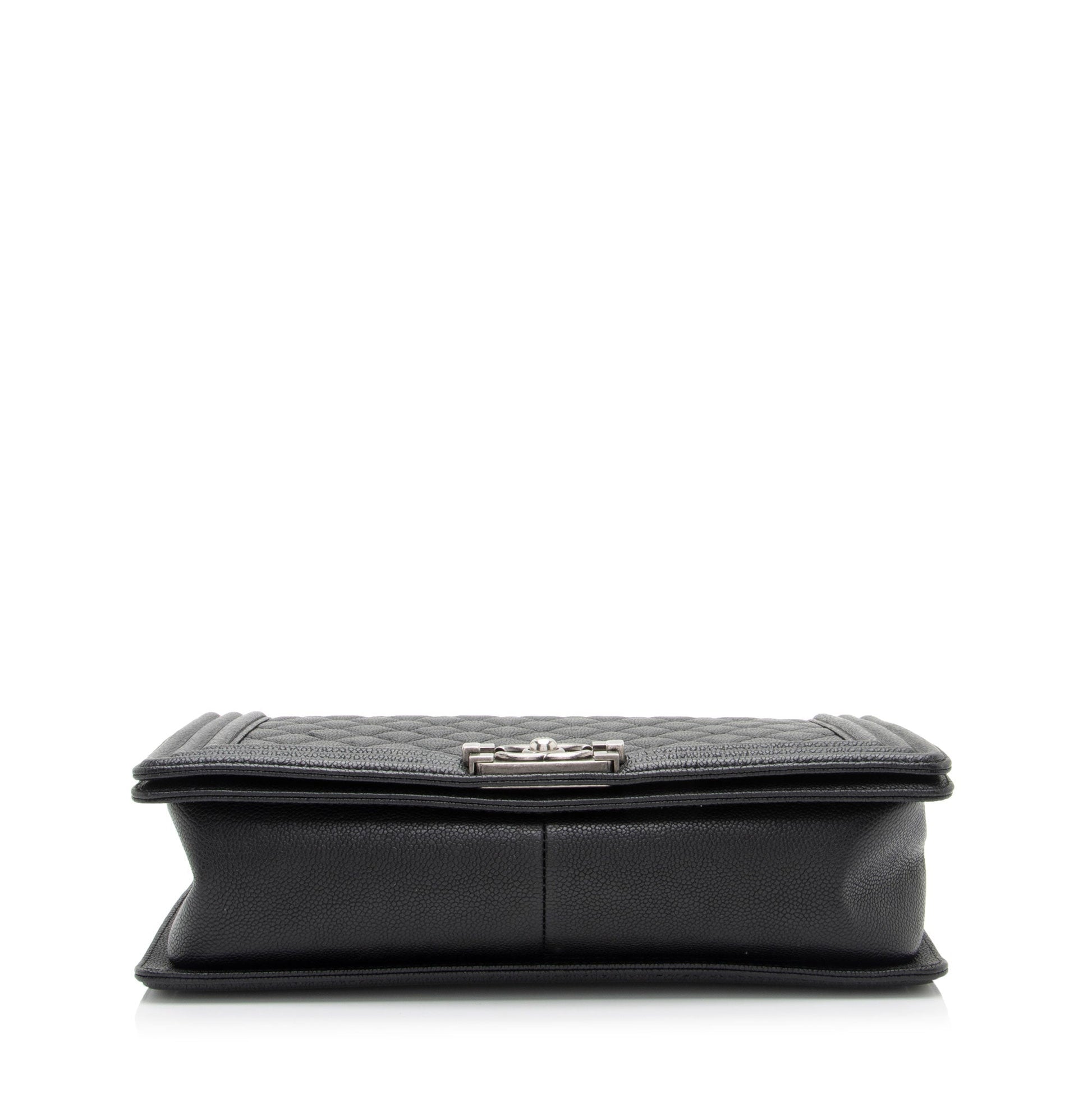Chanel Caviar Leather New Medium Boy Bag (SHF-sKOPaB)