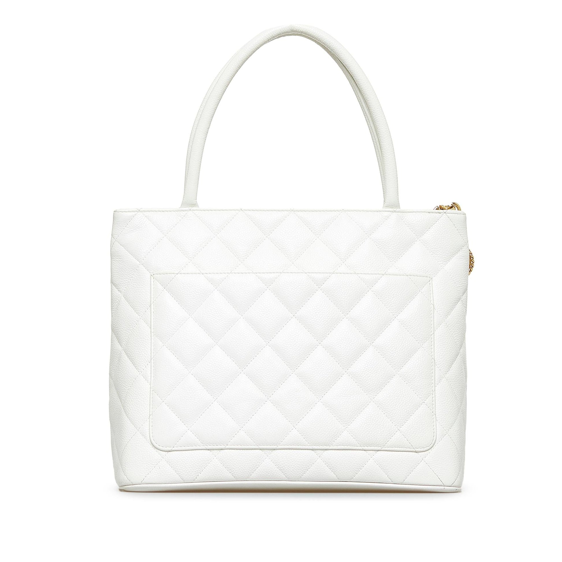 Chanel Caviar Medallion SHG-9OqDDZ Tote Bag