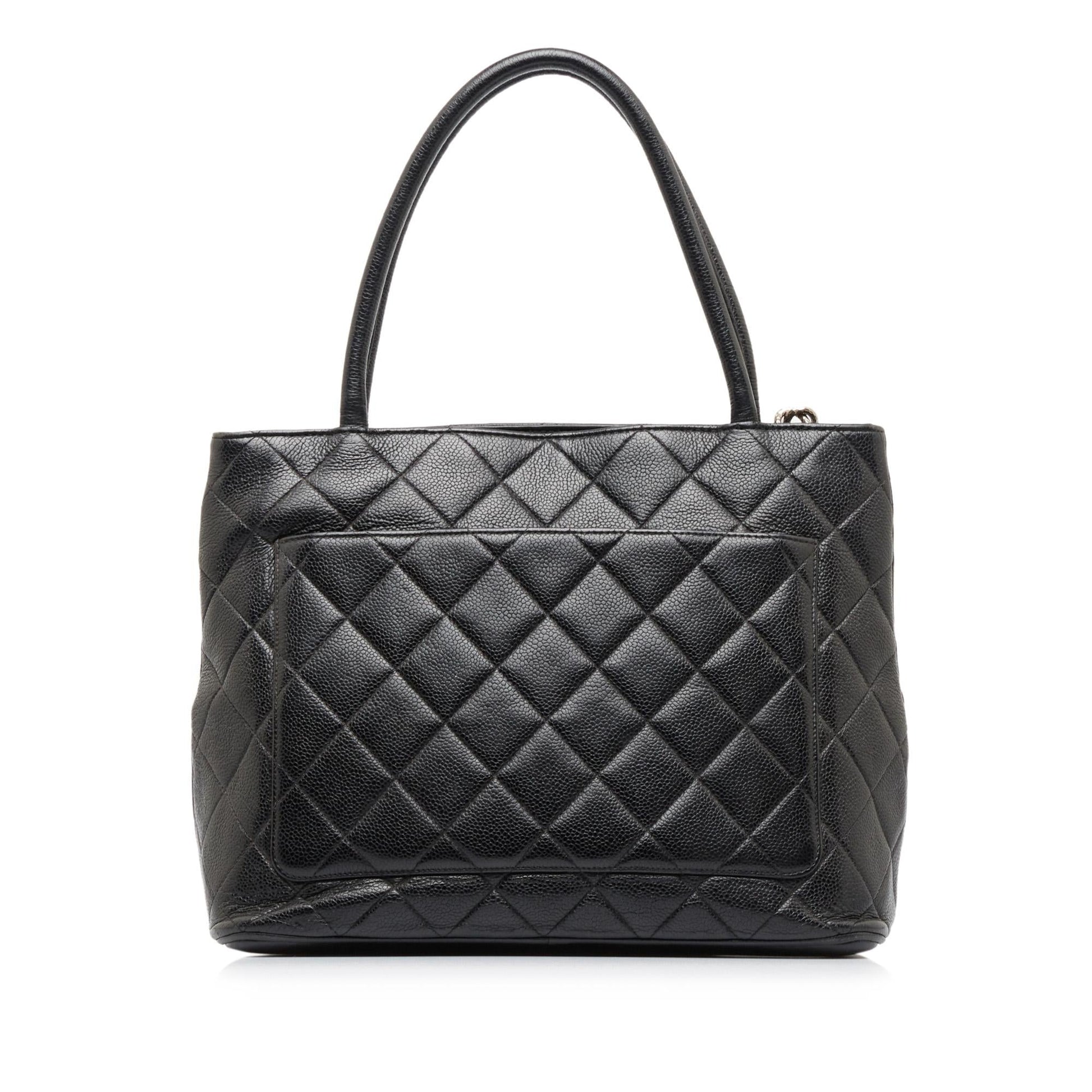 Chanel Caviar Medallion SHG-fR3L7k Tote Bag