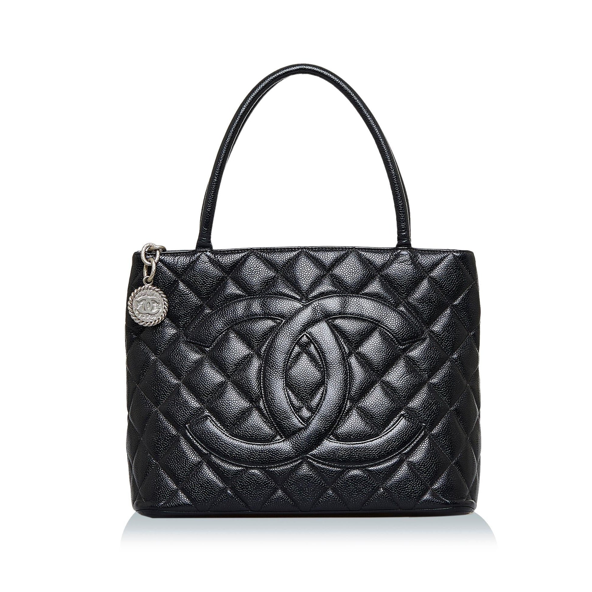 Chanel Caviar Medallion SHG-CyxjCt Tote Bag