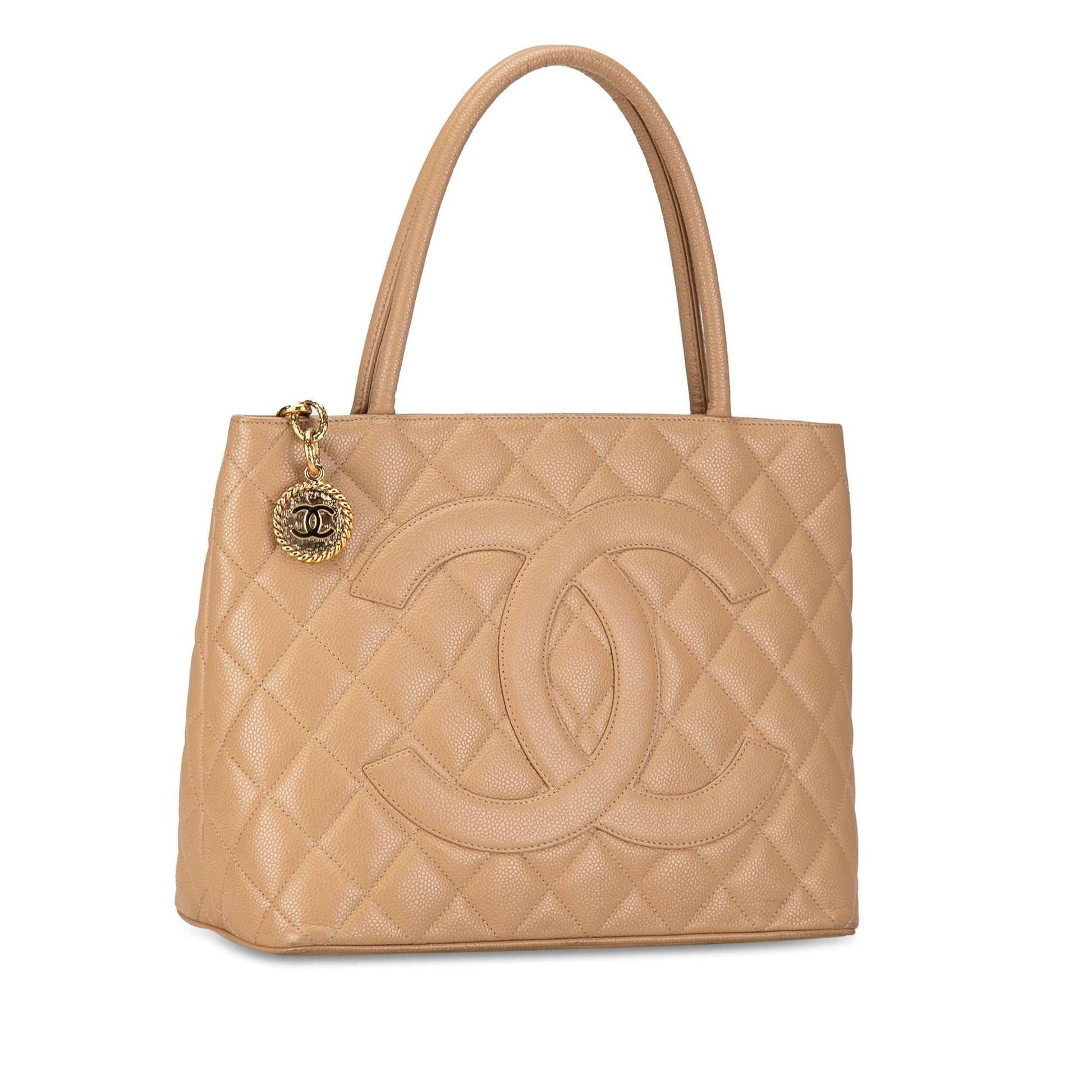 Chanel Caviar Medallion SHG-Pto6KD Tote Bag