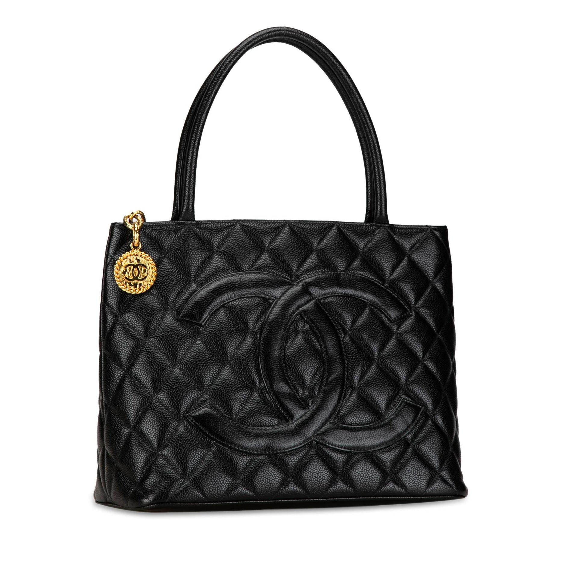 Chanel Caviar Medallion SHG-y2ND77 Tote Bag