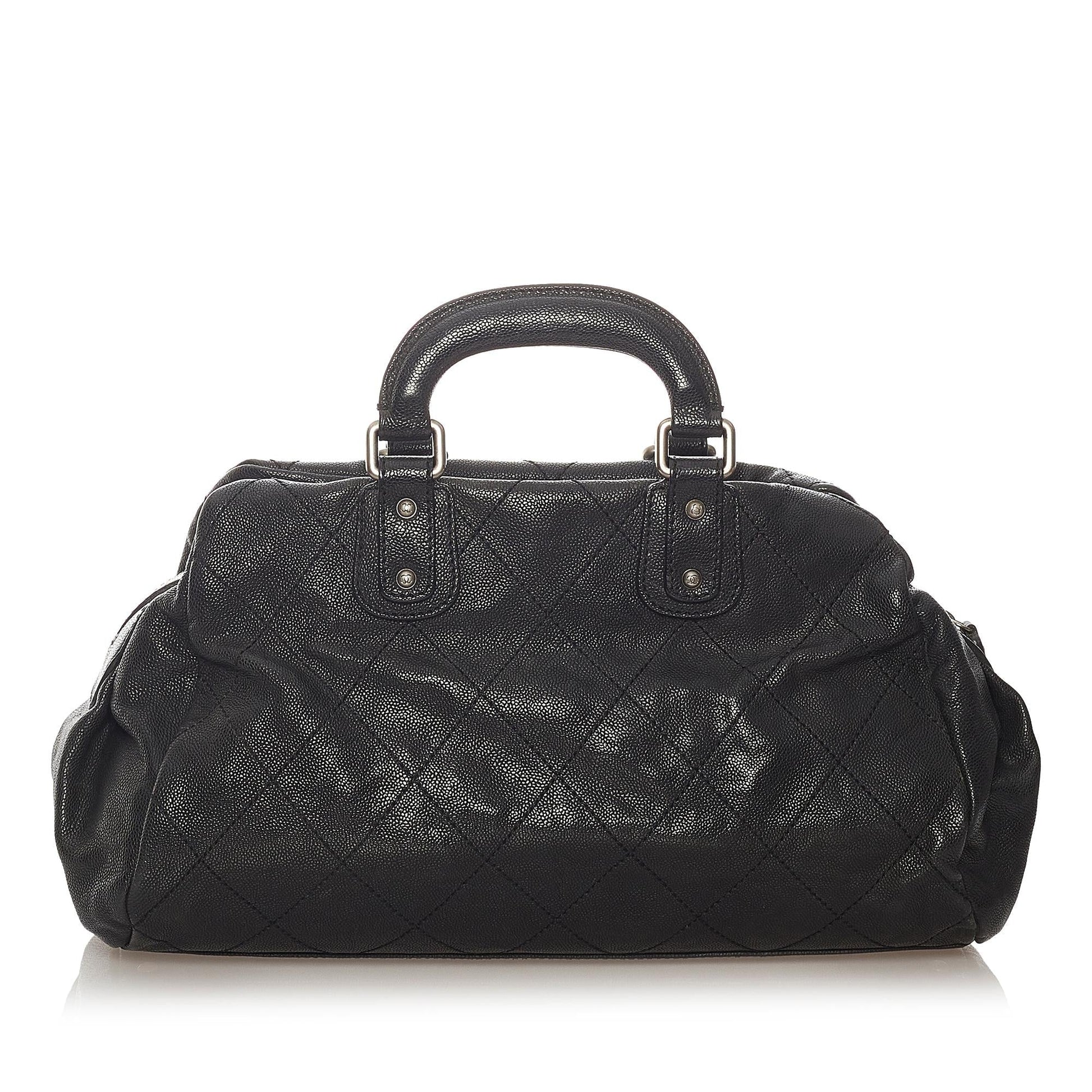 Chanel Caviar Outdoor Ligne Doctor SHG-XlnnGw Handbag
