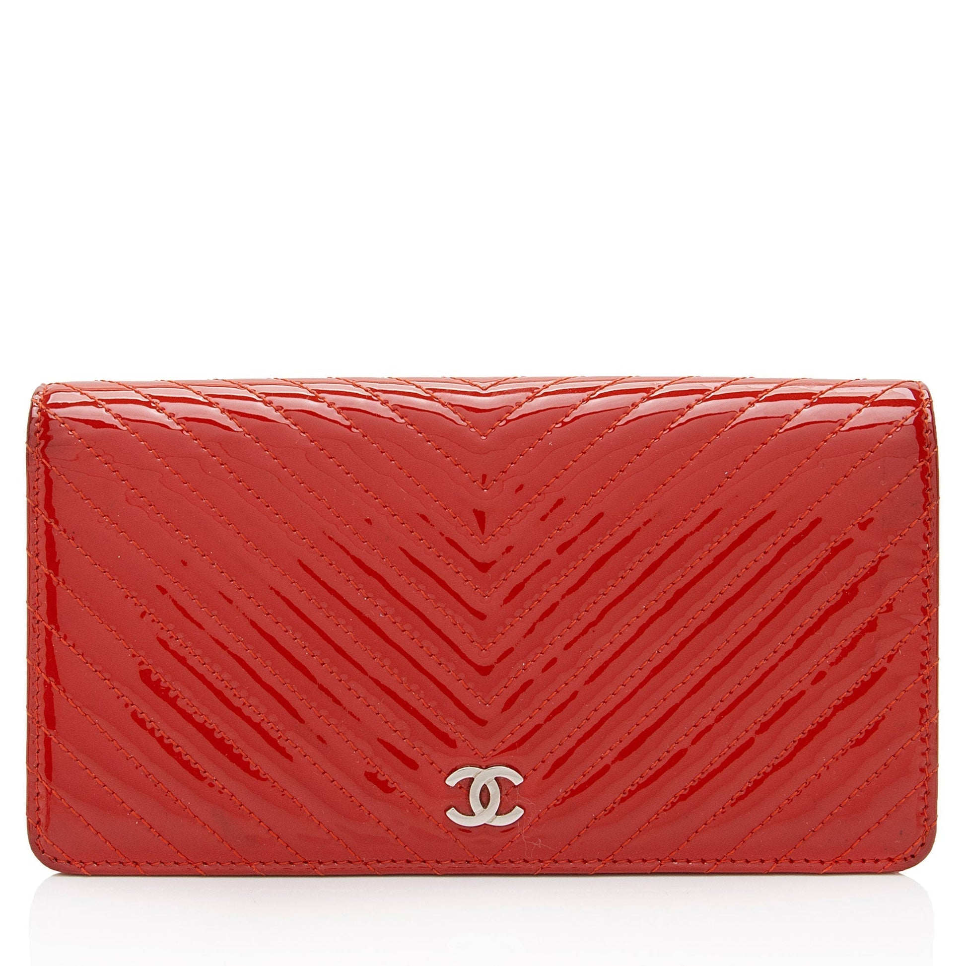 Chanel Chevron Patent Leather Yen Wallet (SHF-dr7rcl)