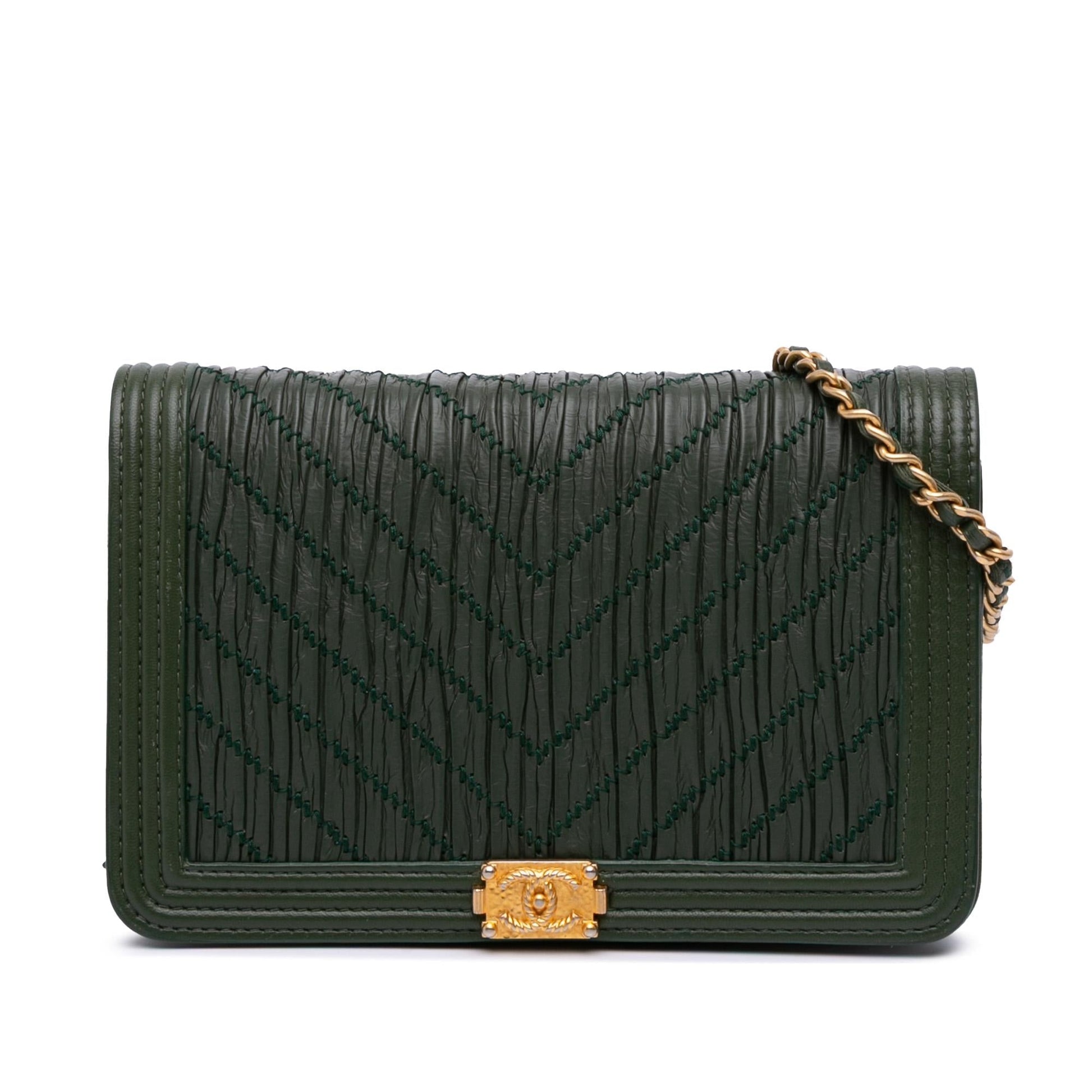 Chanel Chevron Quilted Crumpled Calfskin Boy On Wallet Case