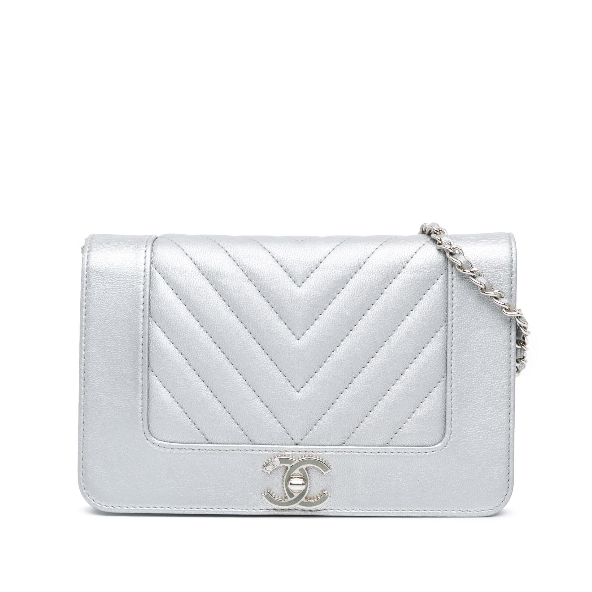 Chanel Chevron Quilted SHG-FfiJ5Z Wallet Case
