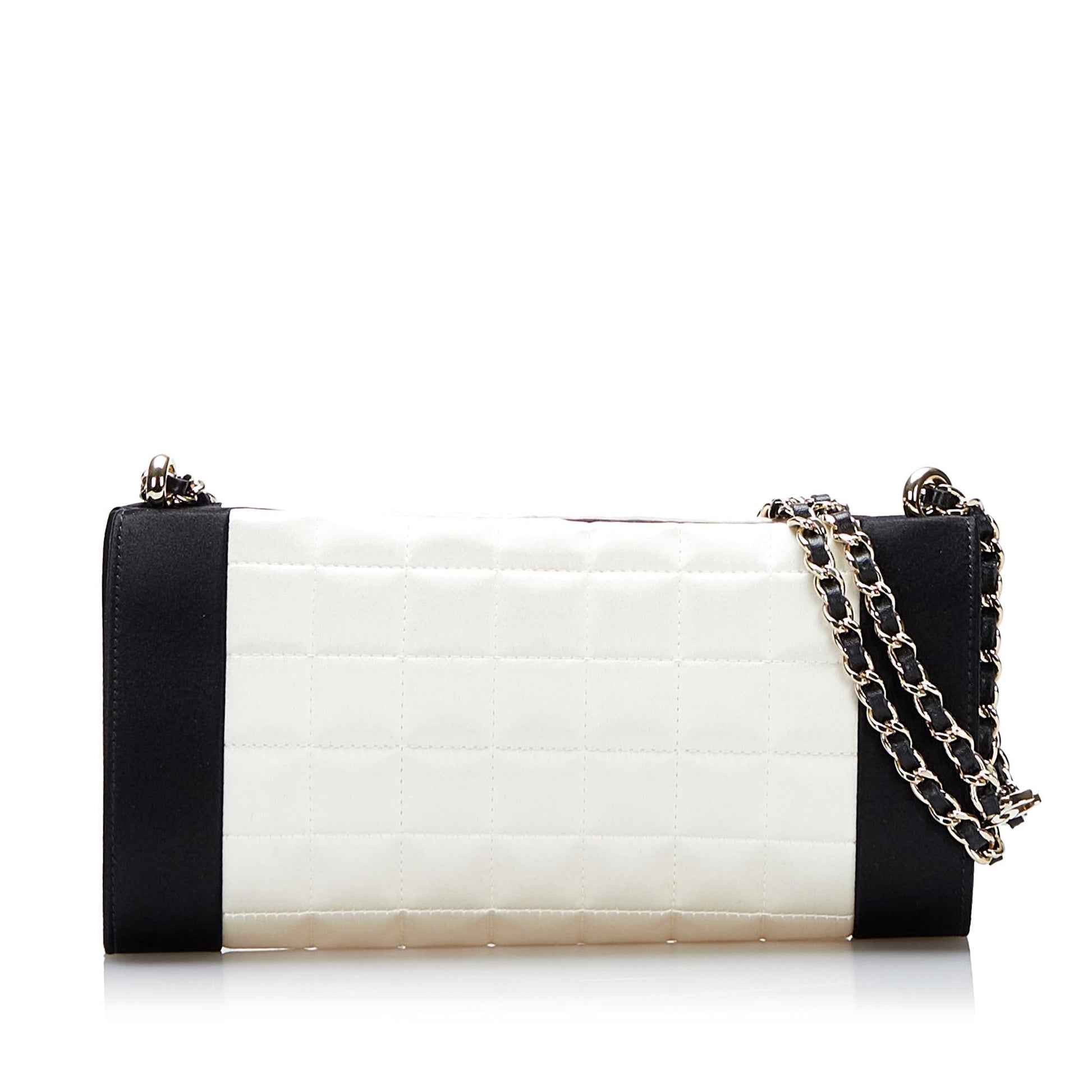 Chanel Chocolate Bar Satin SHG-ByUsCX Shoulder Bag