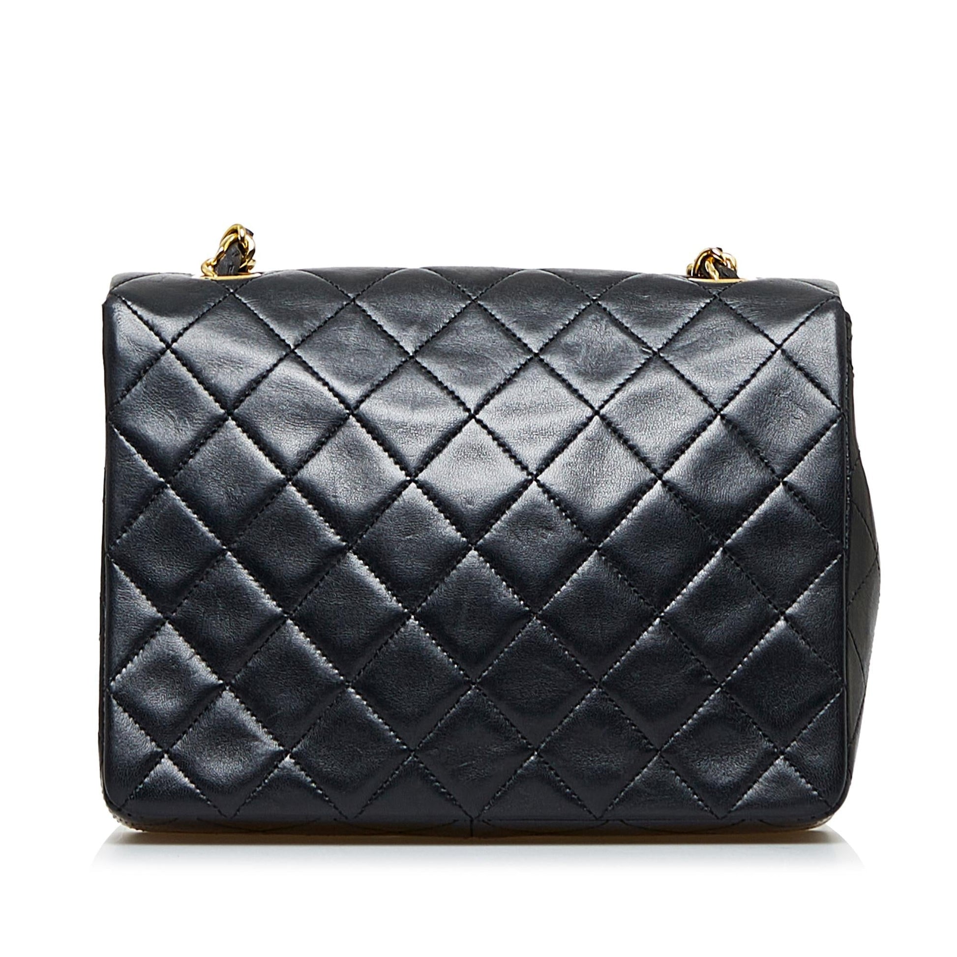 Chanel Classic Lambskin Single Flap SHG-yfW8dh Handbag