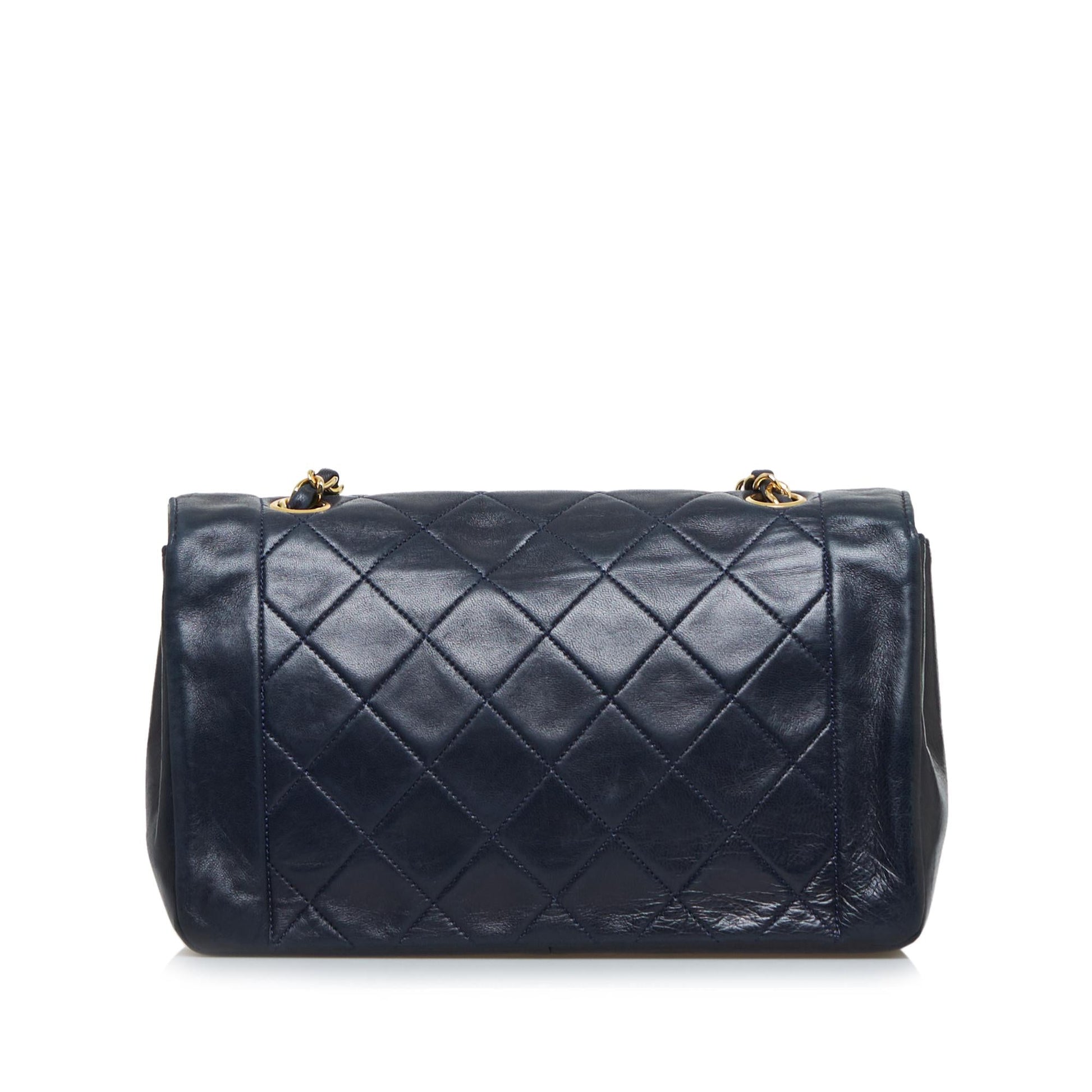 Chanel Classic Lambskin Single Flap SHG-5zRCXq Handbag