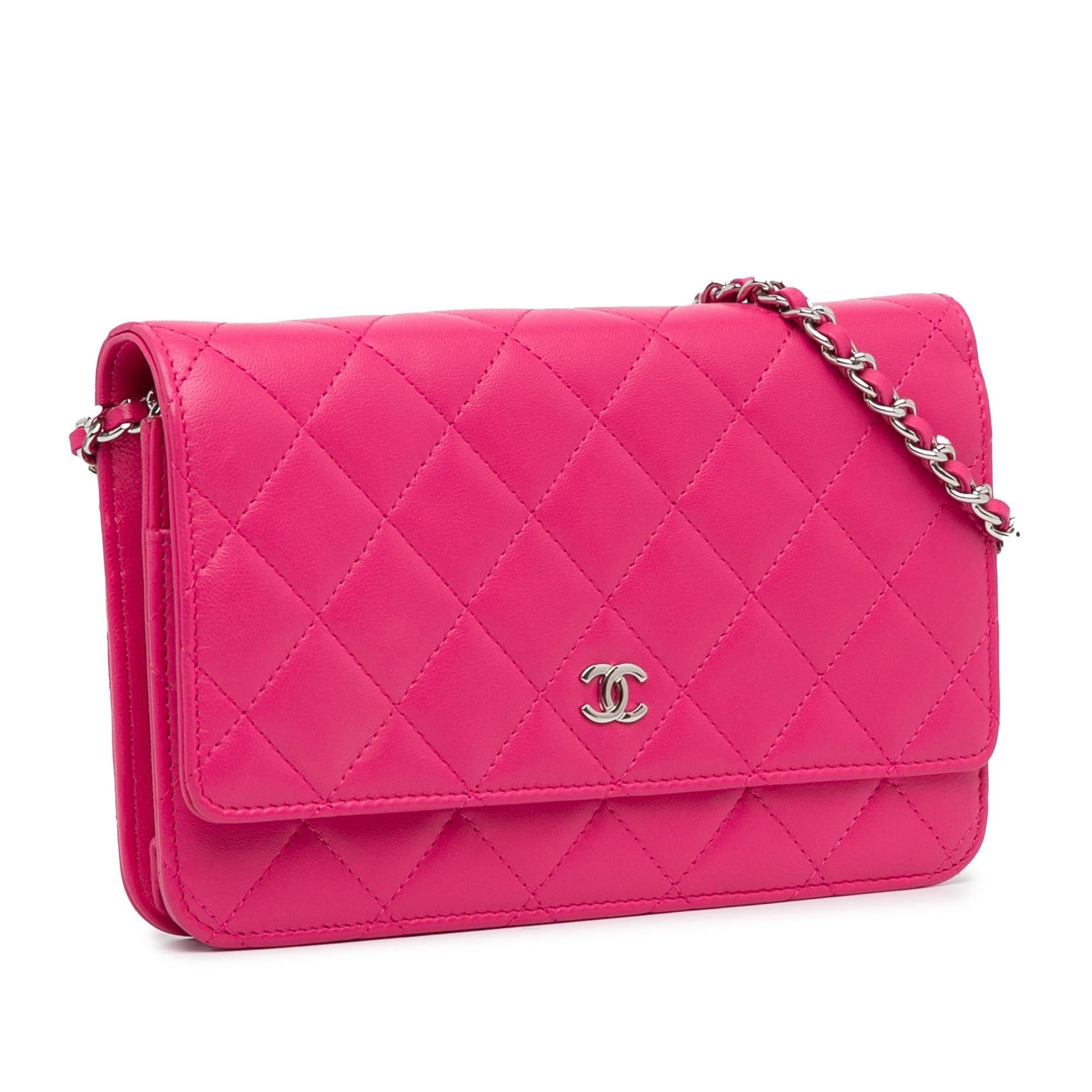 Chanel Classic Lambskin on SHG-rgu6gY Wallet Case