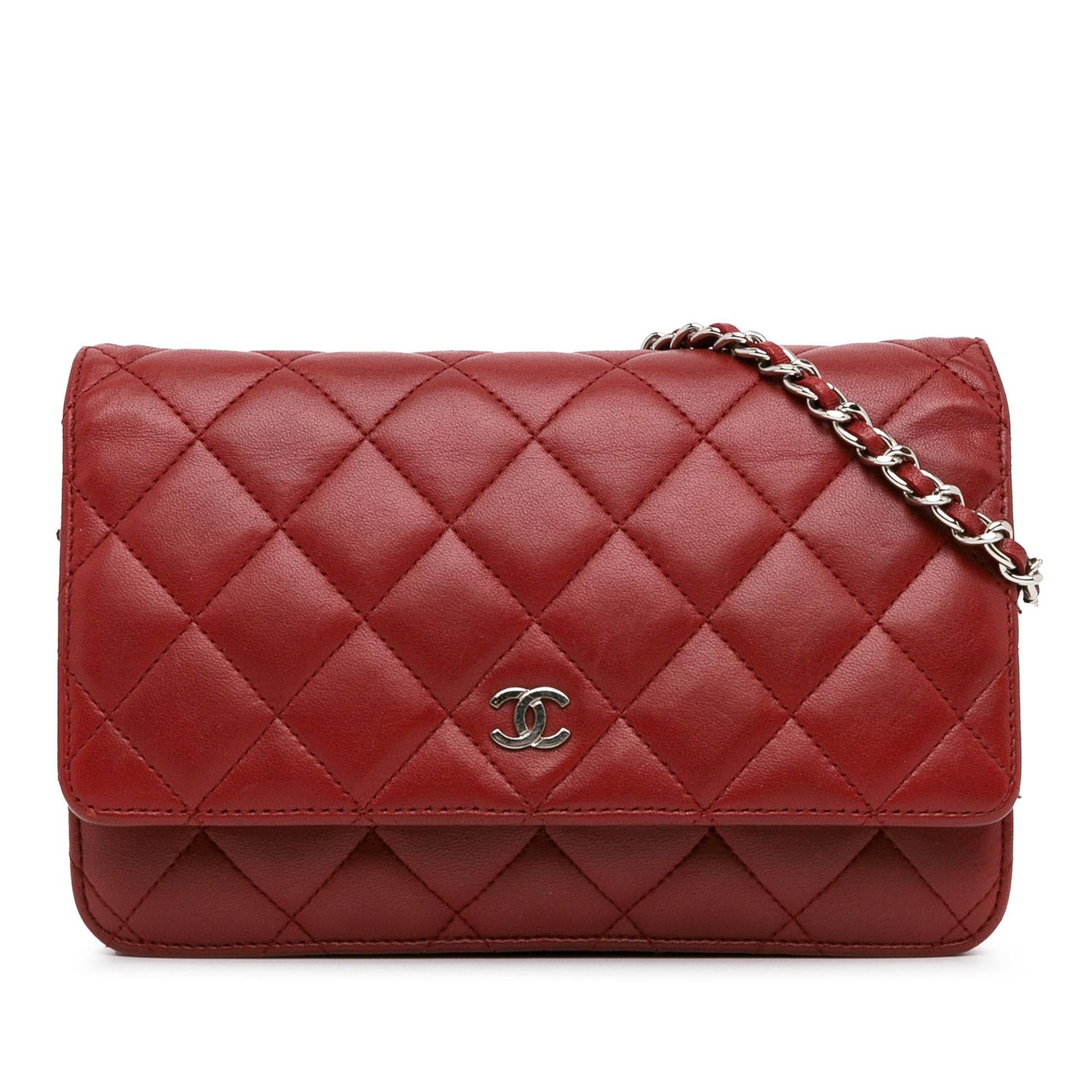 Chanel Classic Lambskin on SHG-QiIFM3 Wallet Case