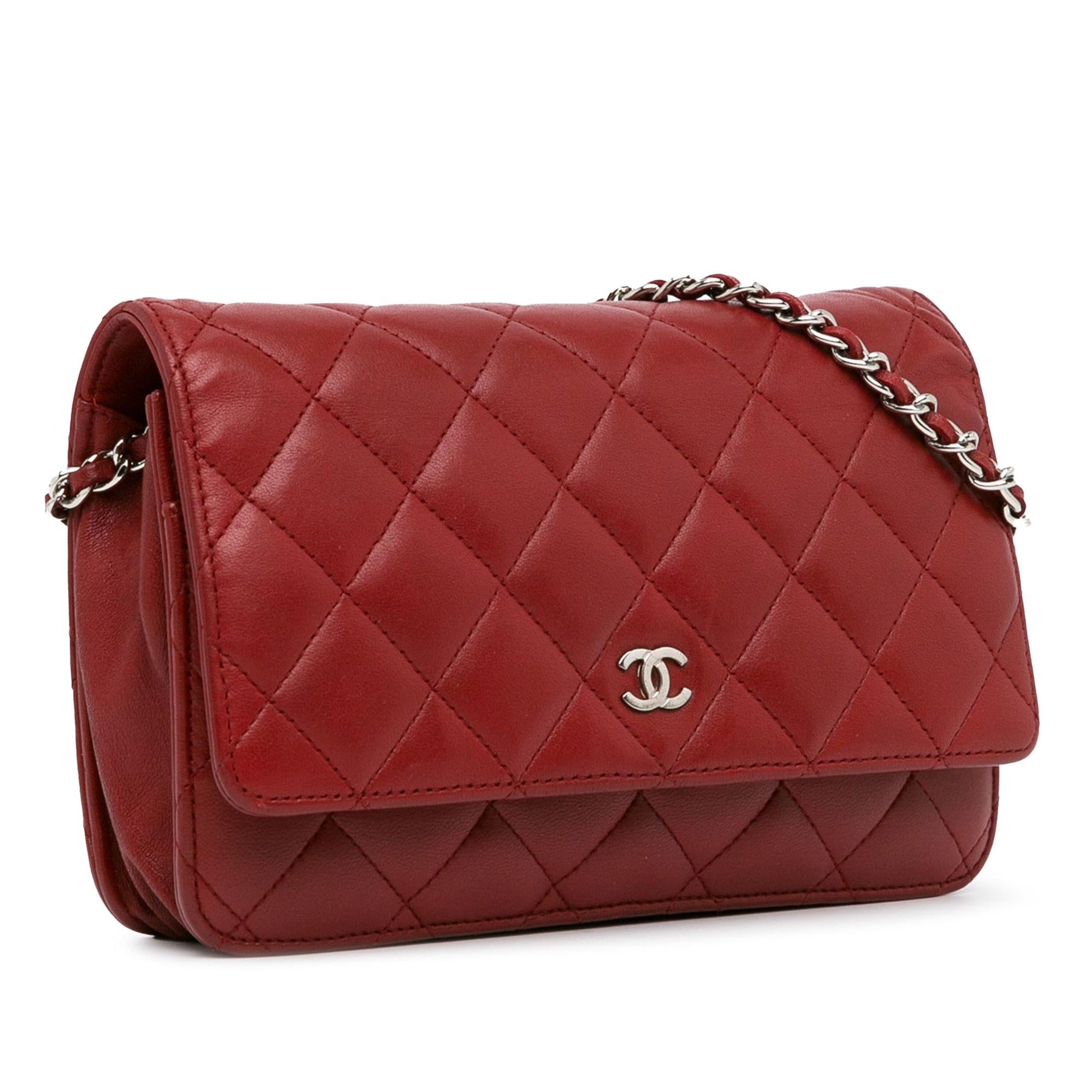 Chanel Classic Lambskin on SHG-QiIFM3 Wallet Case