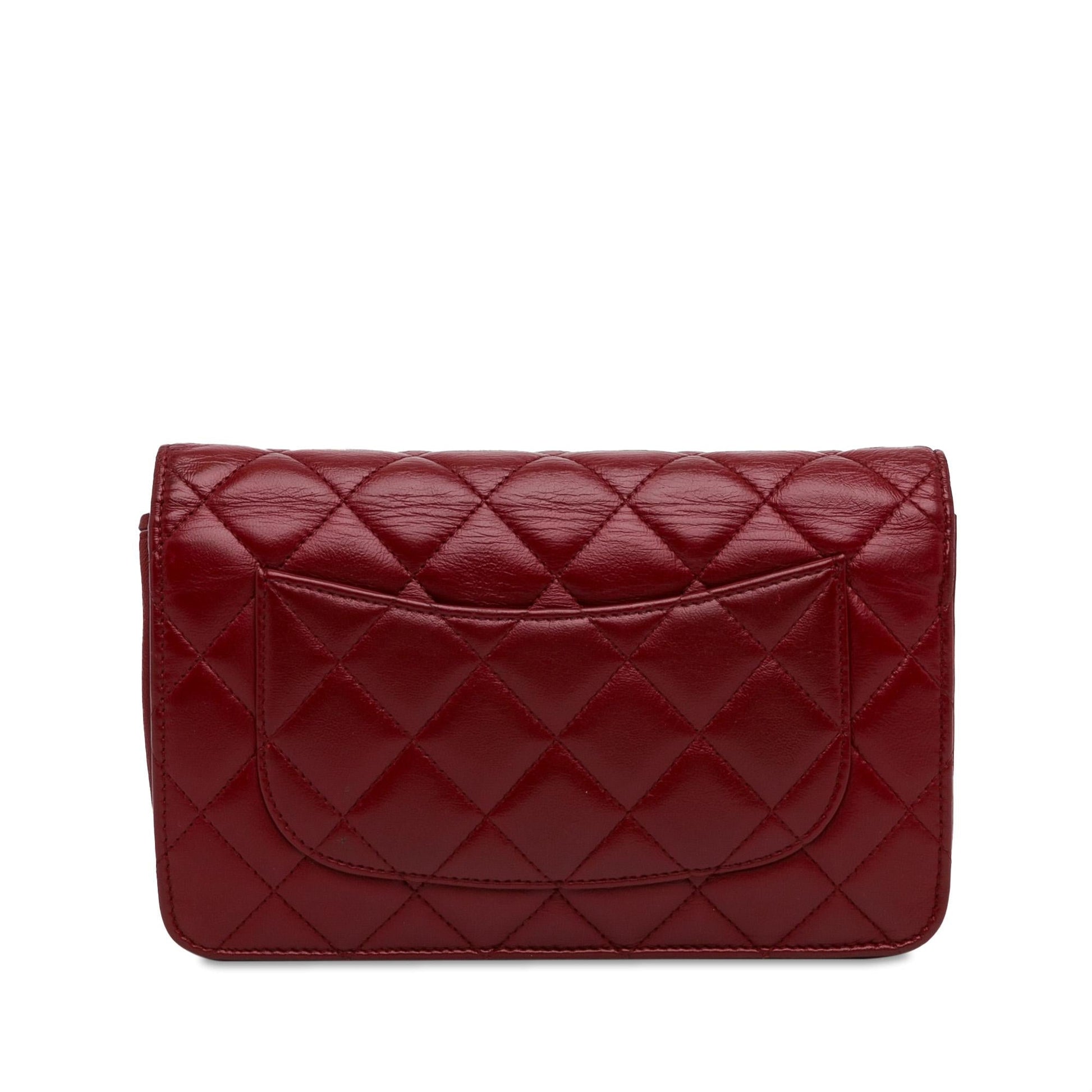 Chanel Classic Lambskin on SHG-9PvS2m Wallet Case