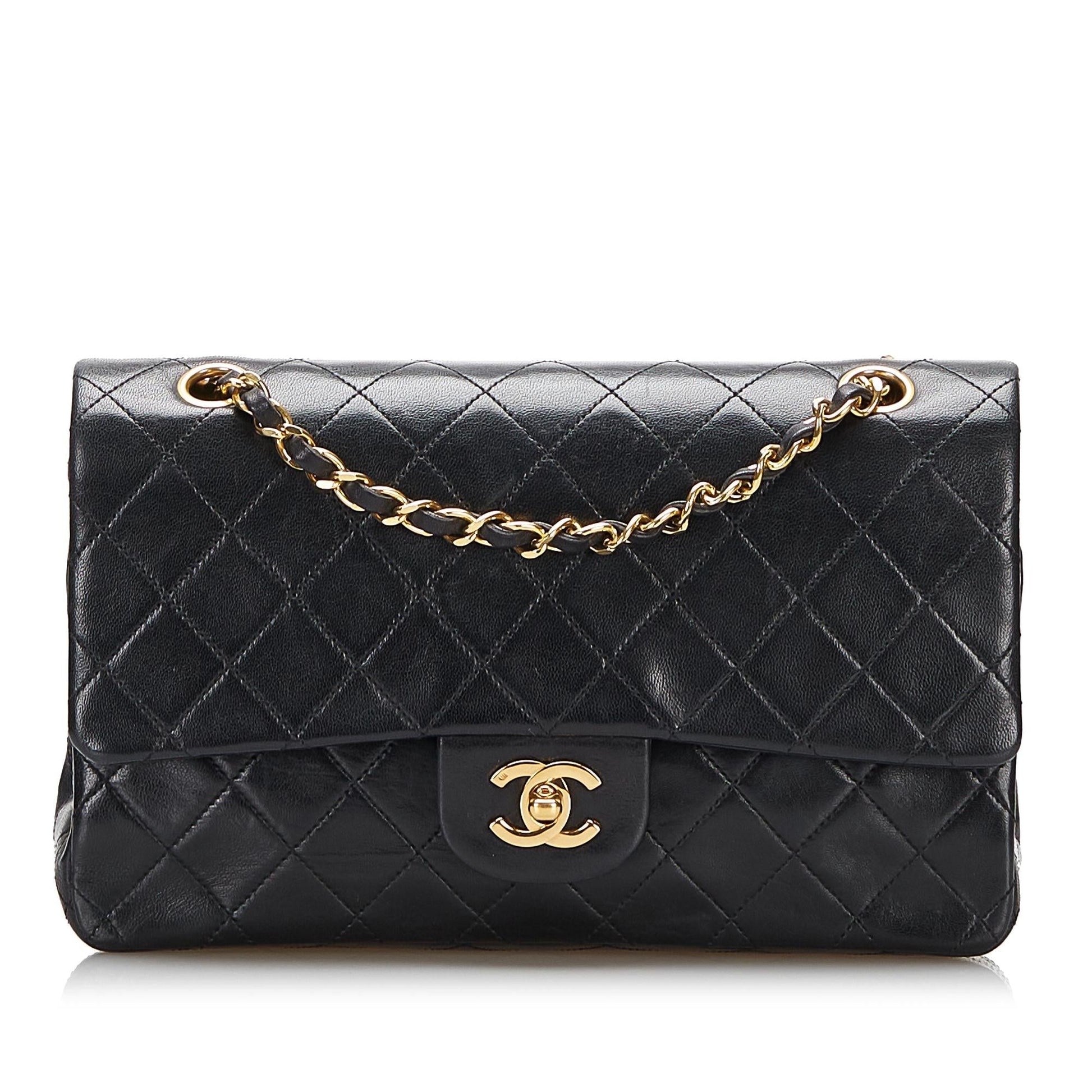 Chanel Classic Lambskin Double Flap SHG-szWy8L Shoulder Bag