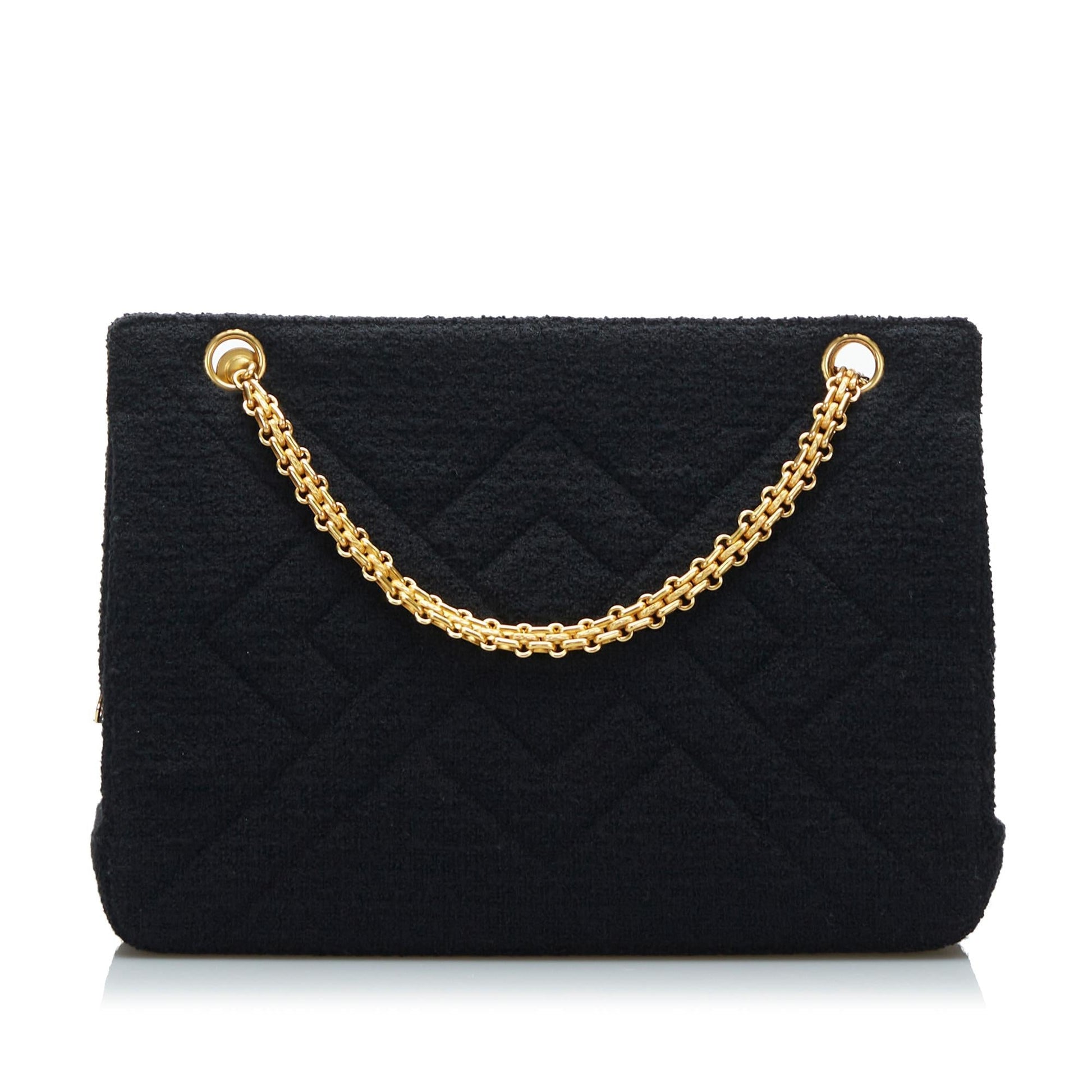 Chanel Classic Tweed SHG-FNv49C Shoulder Bag