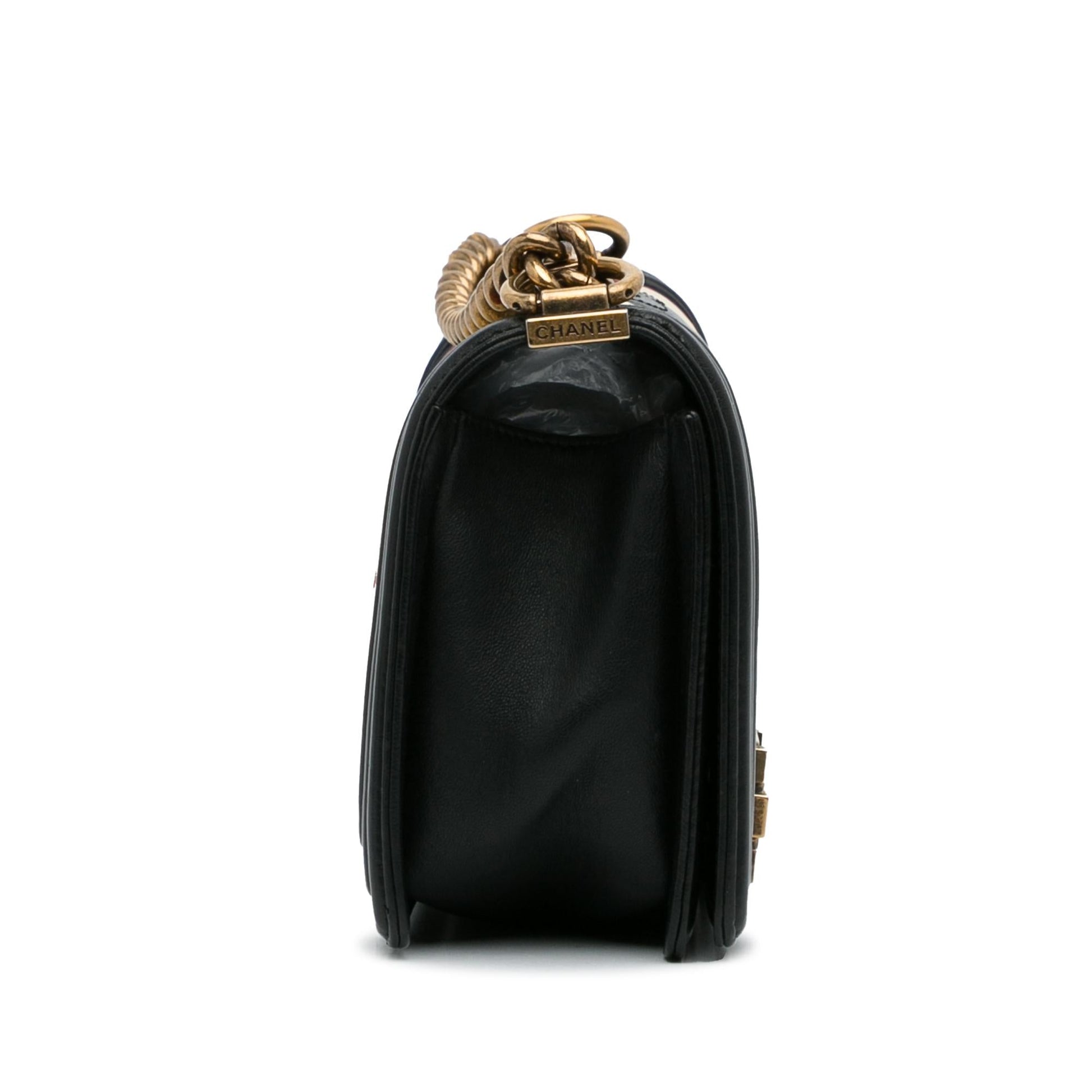 Chanel Crest-Embellished Boy SHG-ThPZsB Handbag