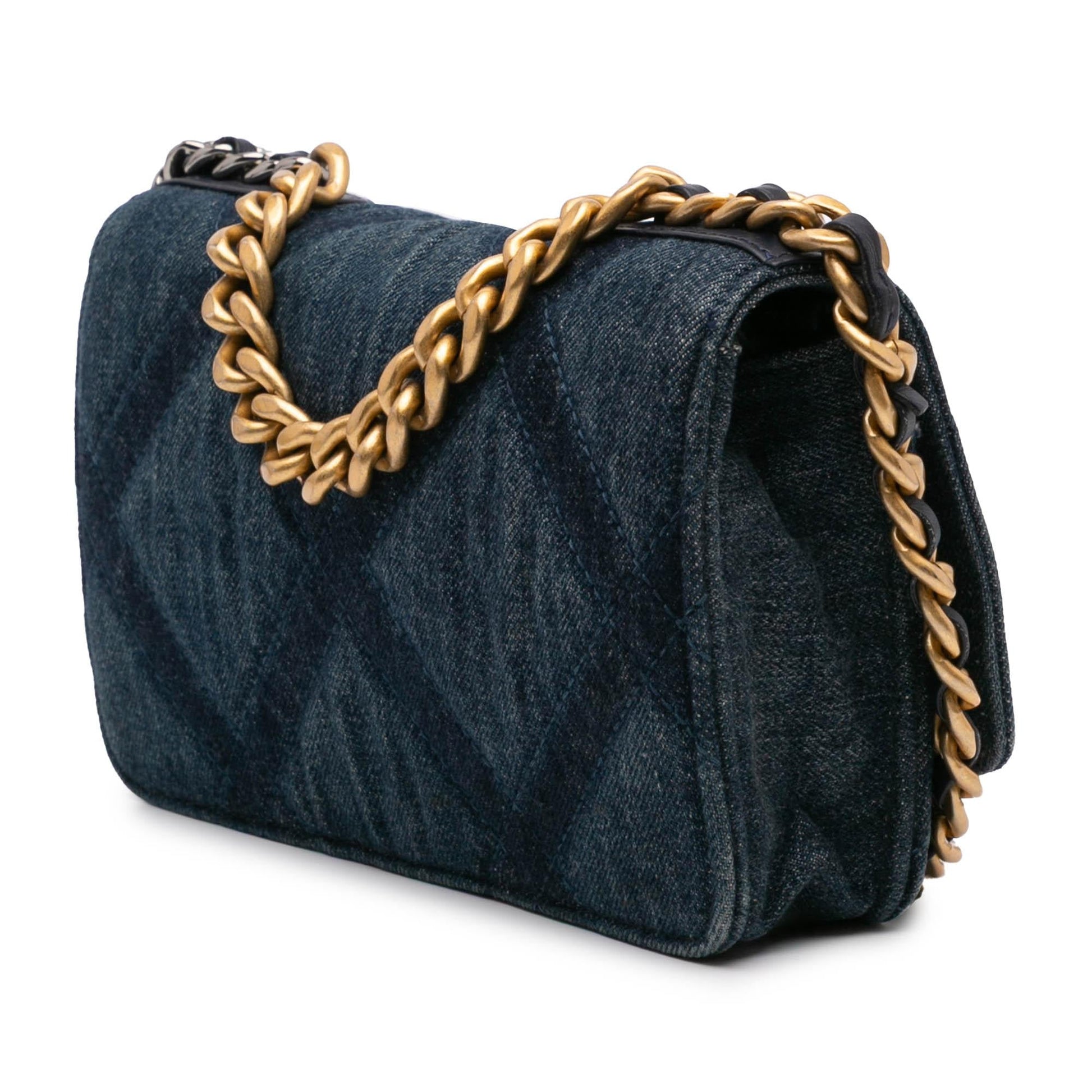 Chanel Denim 19 Flap On Wallet Case