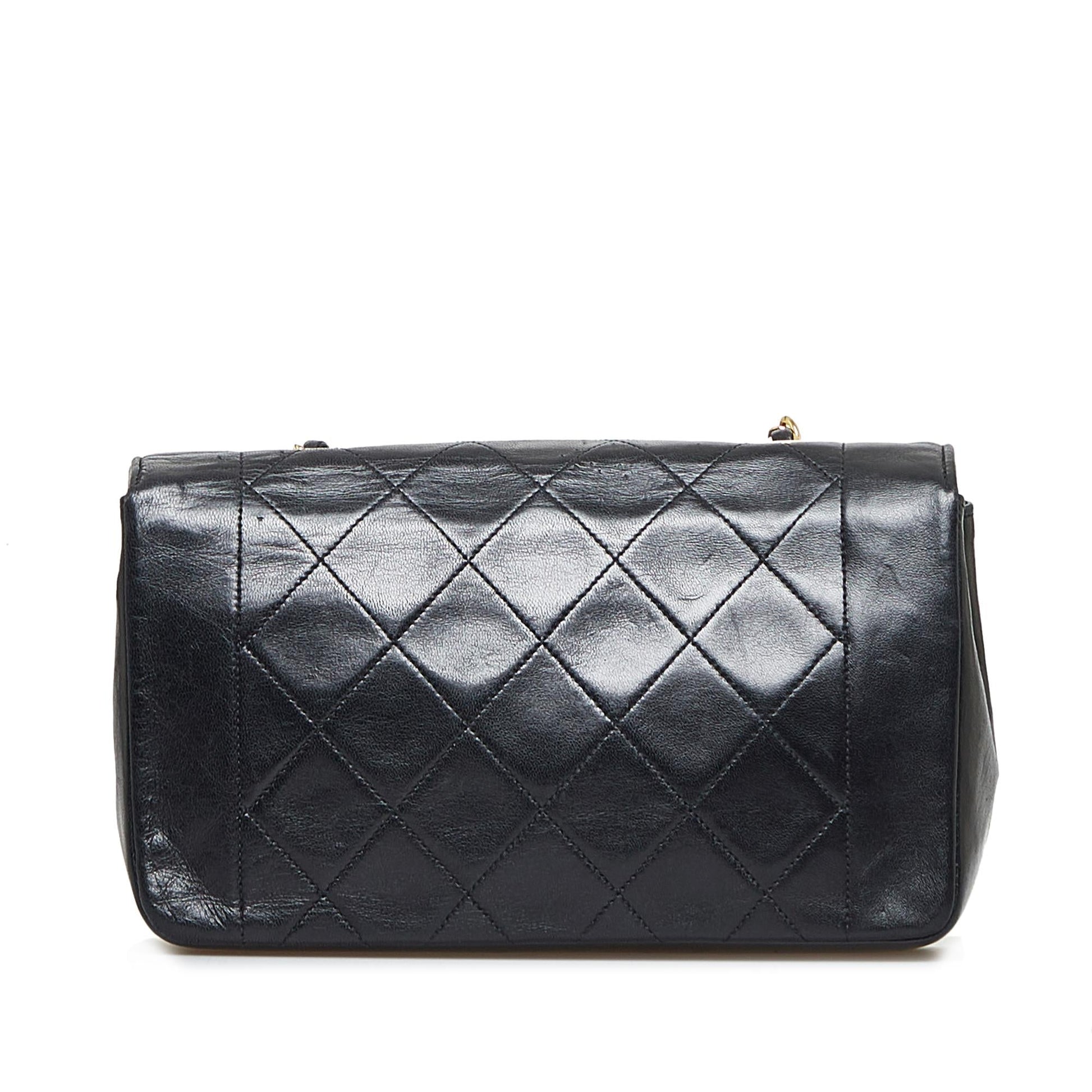 Chanel Diana Flap SHG-hoYABn Crossbody Bag