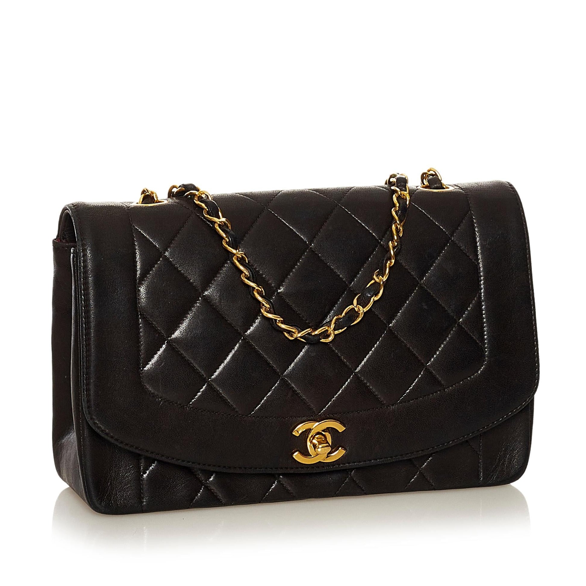 Chanel Diana Lambskin SHG-VVfx3I Leather Crossbody Bag