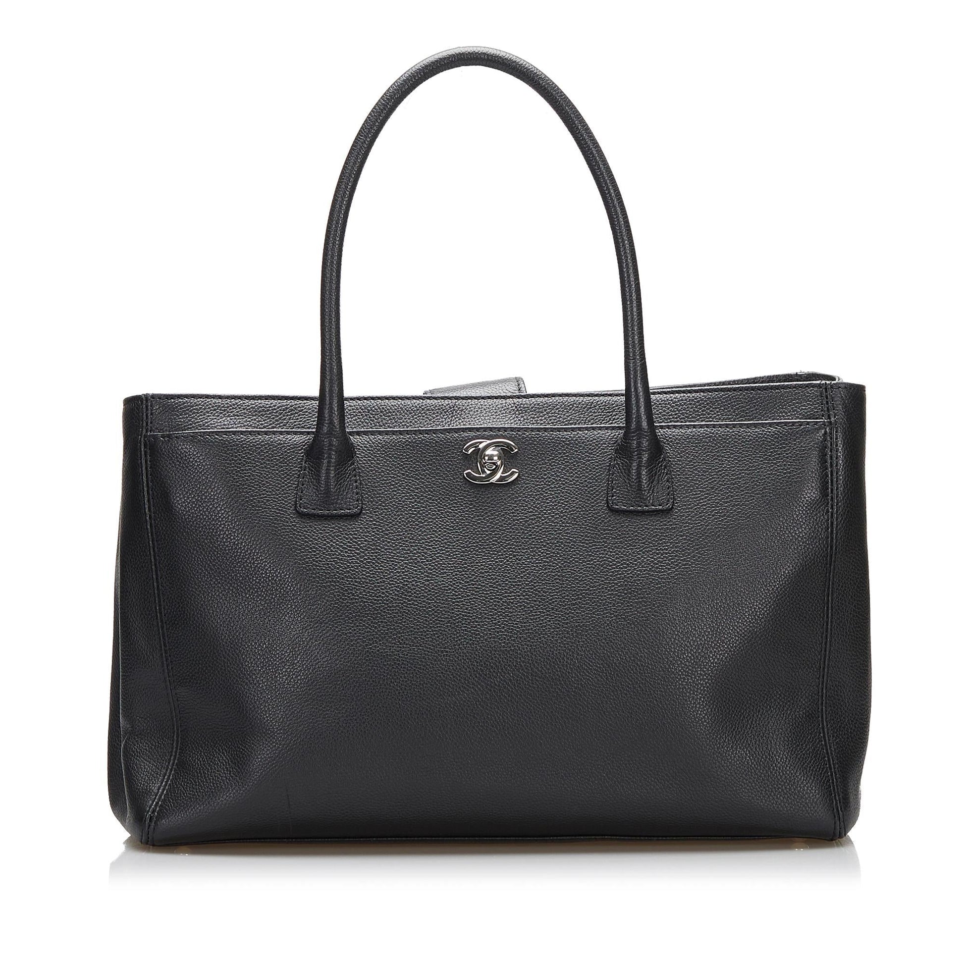 Chanel Executive Cerf SHG-99hCLK Handbag