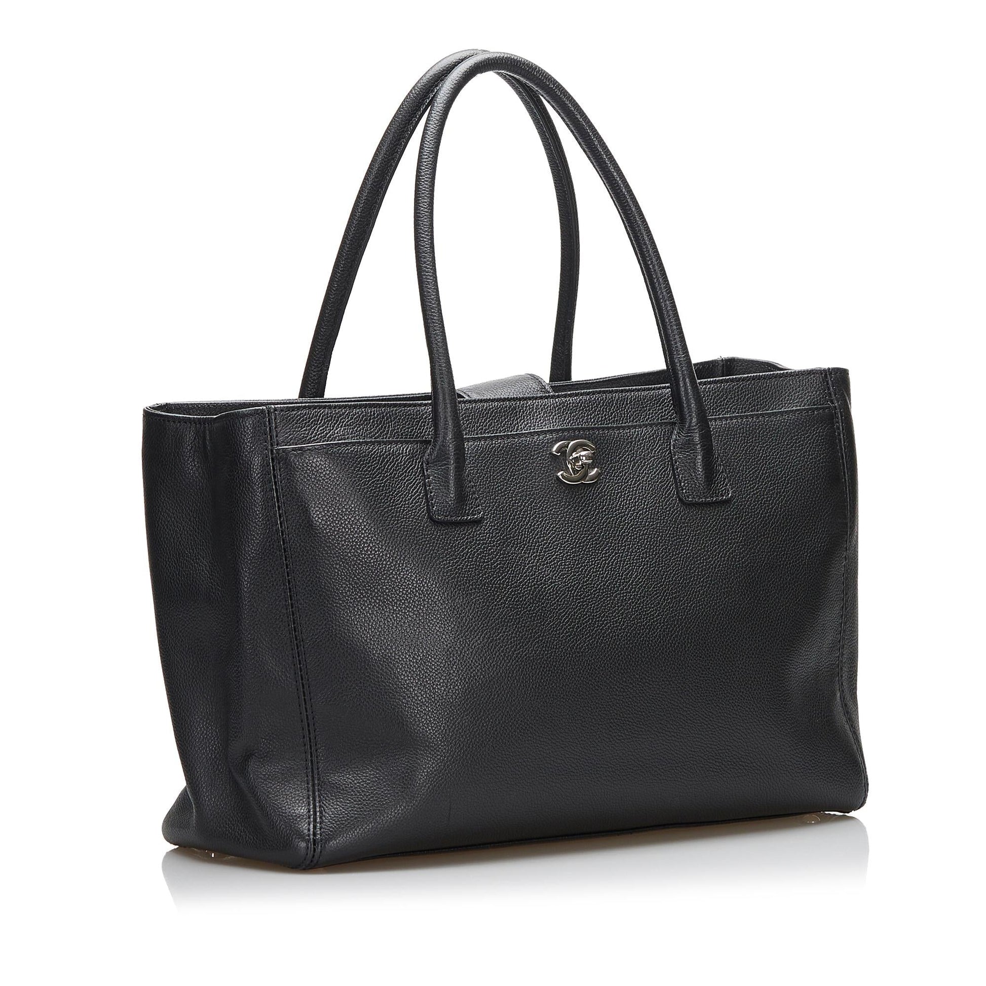 Chanel Executive Cerf SHG-99hCLK Handbag
