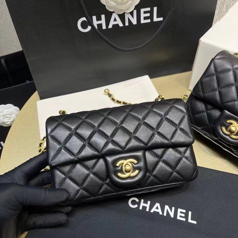 Chanel Chanel Flap Bag Bch00801 Handbag