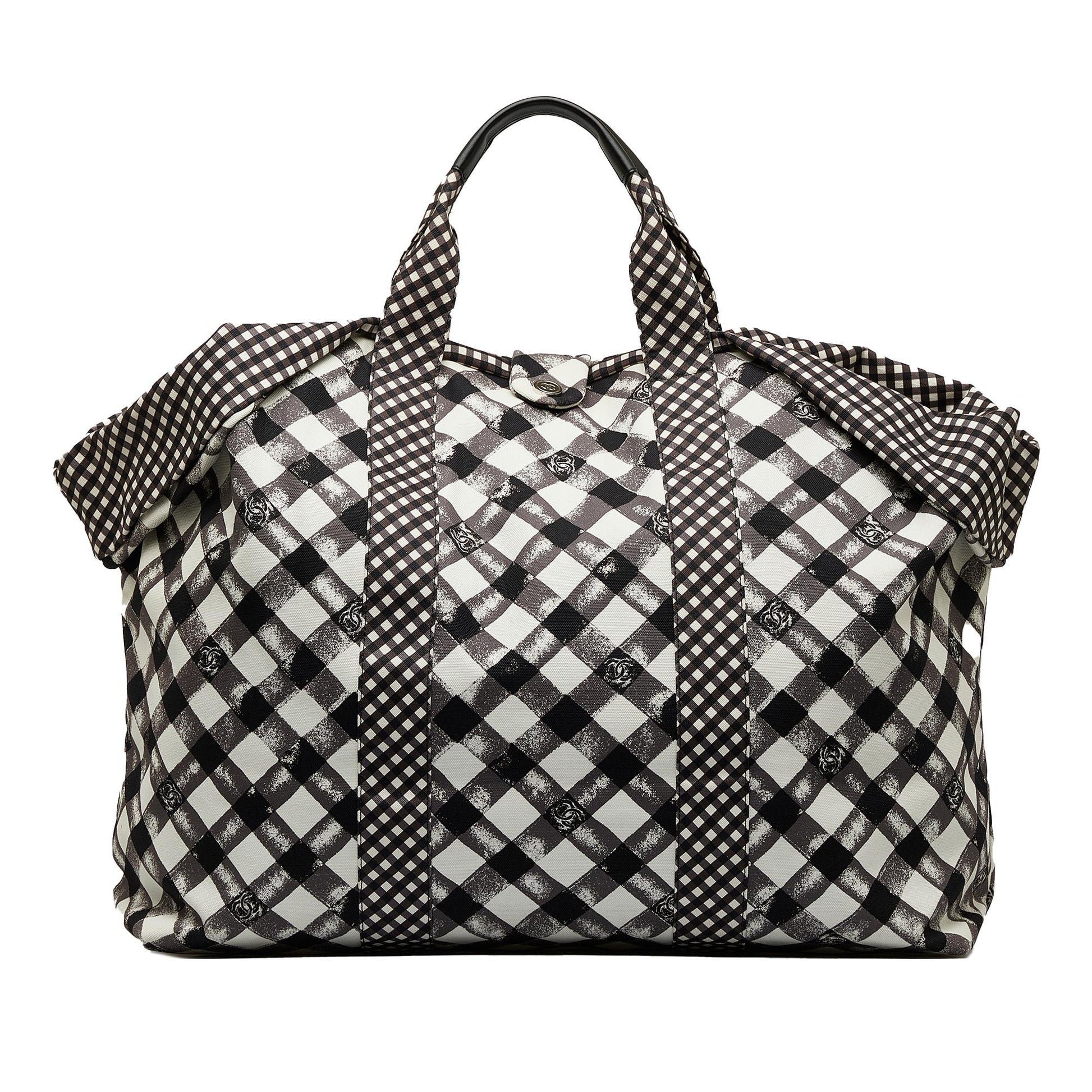 Chanel Gingham XXL SHG-FDvtAx Tote Bag