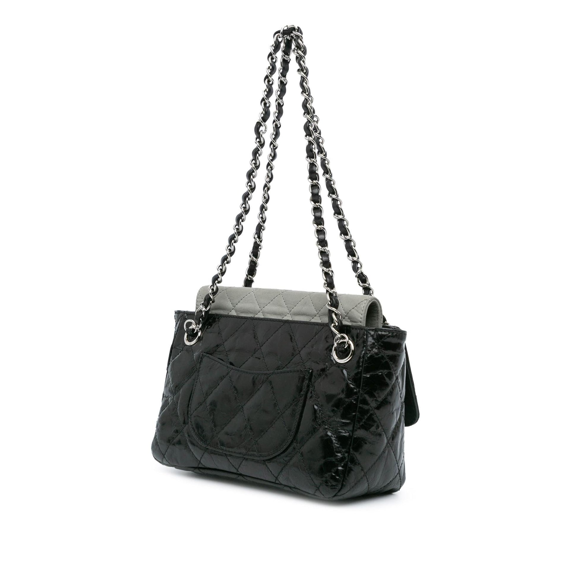 Chanel Glazed Calfskin Iridescent Portobello Flap SHG-rglyZs Handbag
