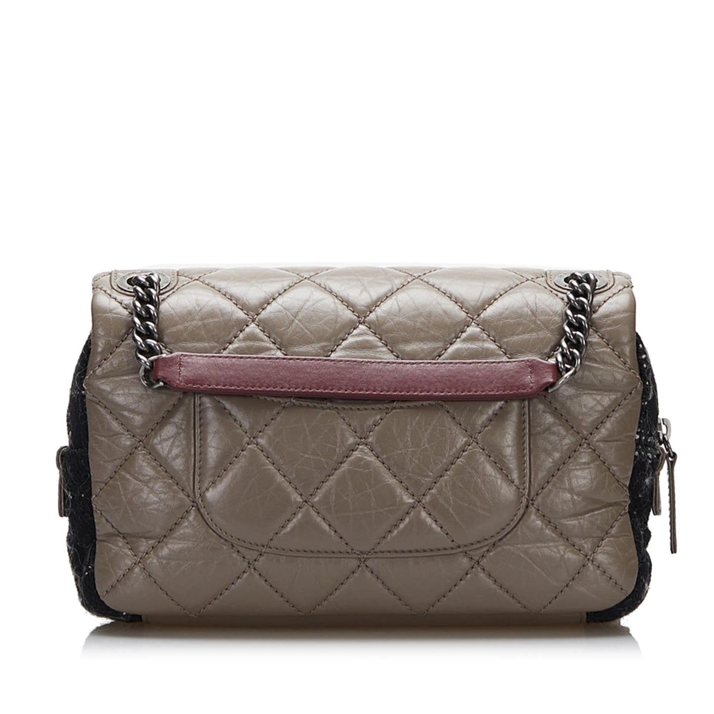 Chanel Glazed Matelasse Portobello Flap SHG-HqIza9 Shoulder Bag